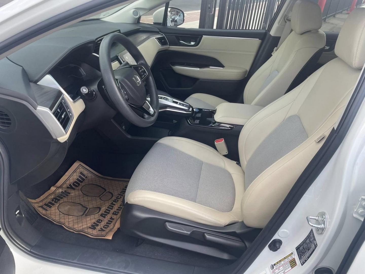 2019 Honda Clarity Plug-In Hybrid (JHMZC5F19KC) with an 1.5L L4 DOHC 16V HYBRID engine, CVT transmission, located at 744 E Miner Ave, Stockton, CA, 95202, (209) 944-5770, 37.956863, -121.282082 - Photo#6