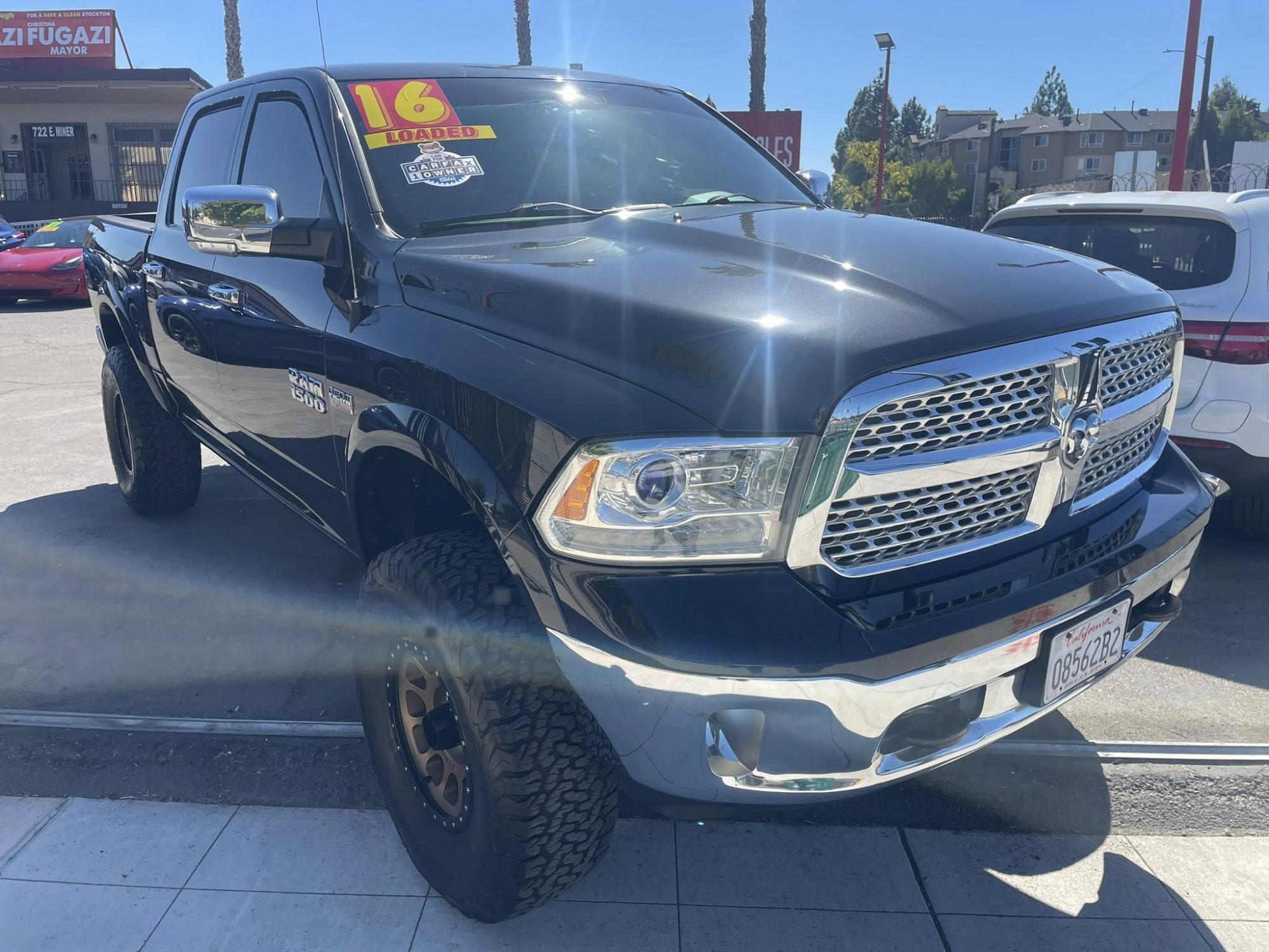 photo of 2016 RAM 1500 Laramie Crew Cab SWB 4WD