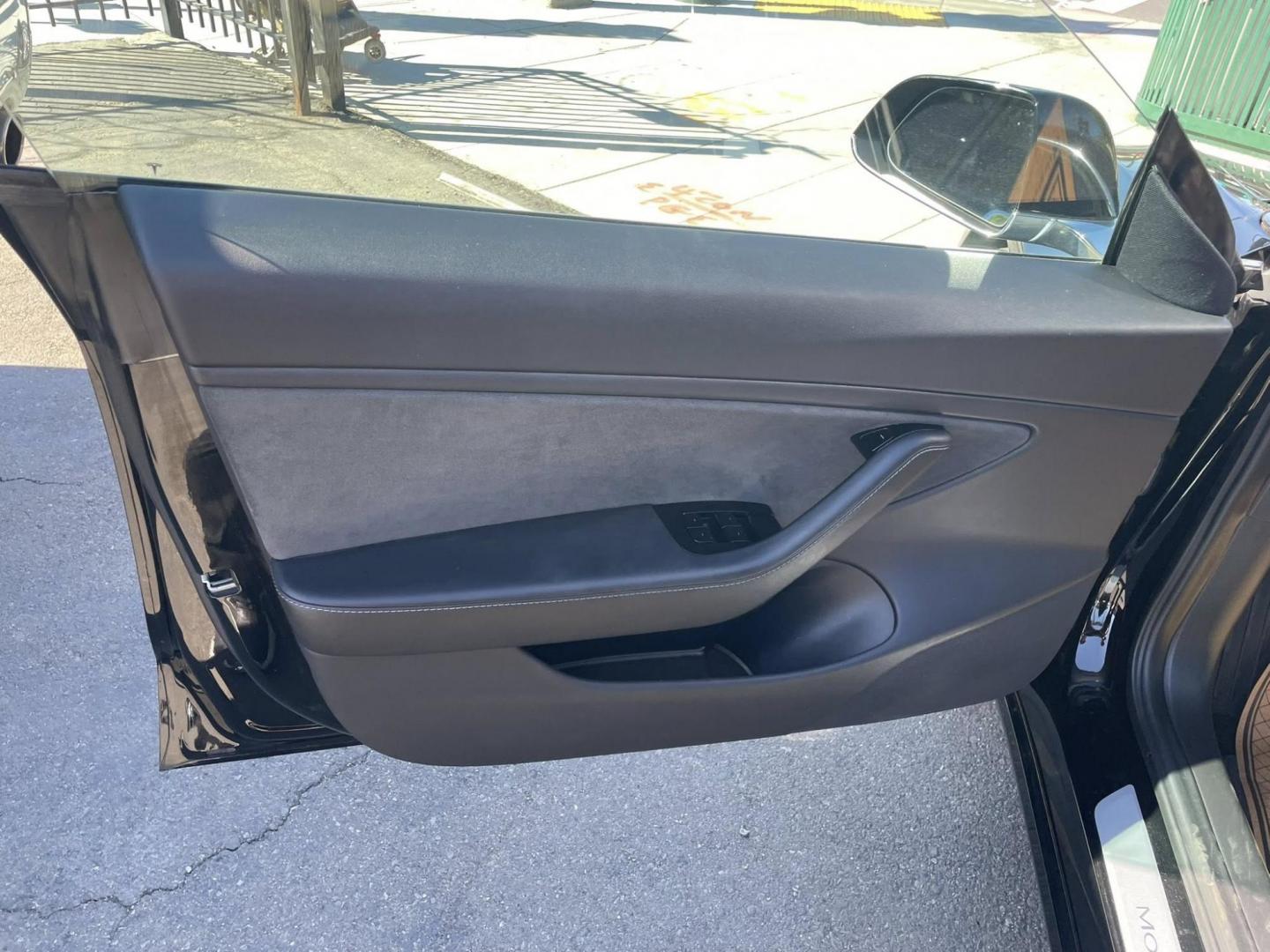 2019 Tesla Model 3 Base (5YJ3E1EA4KF) with an ELECTRIC engine, 1A transmission, located at 744 E Miner Ave, Stockton, CA, 95202, (209) 944-5770, 37.956863, -121.282082 - Photo#4