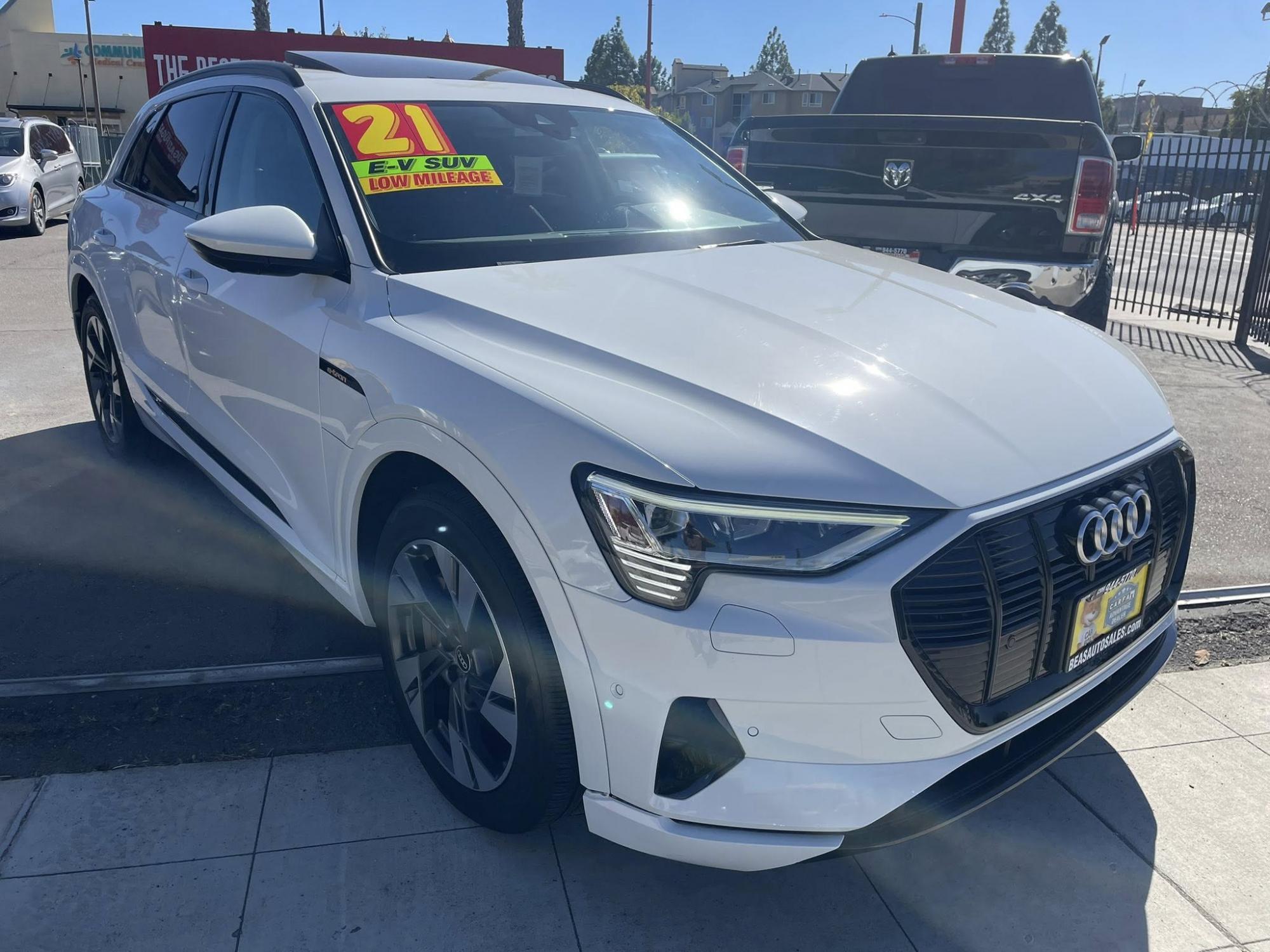 photo of 2021 Audi e-tron Progressiv