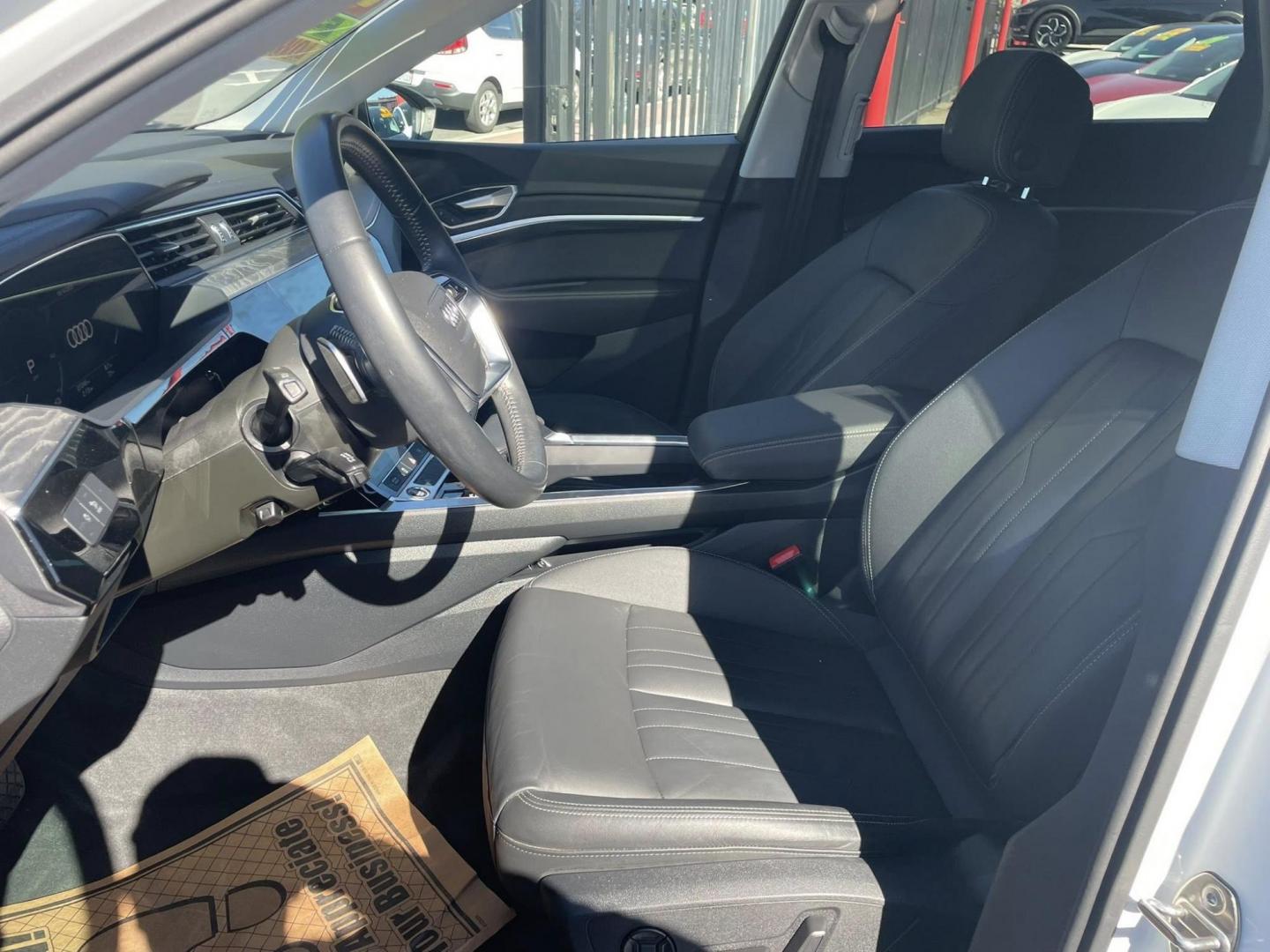 2021 Audi e-tron Progressiv (WA1AAAGE7MB) with an ELECTRIC engine, 1A transmission, located at 744 E Miner Ave, Stockton, CA, 95202, (209) 944-5770, 37.956863, -121.282082 - Photo#7