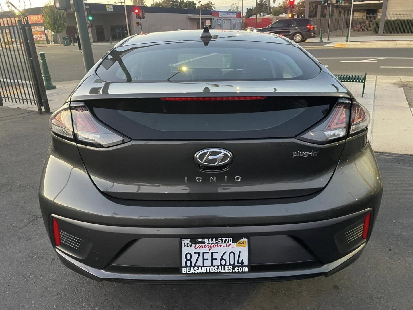 2022 Hyundai Ioniq Plug-In Hybrid SEL (KMHC75LD4NU) with an 1.6L L4 DOHC 16V HYBRID engine, 6A transmission, located at 744 E Miner Ave, Stockton, CA, 95202, (209) 944-5770, 37.956863, -121.282082 - Photo#6