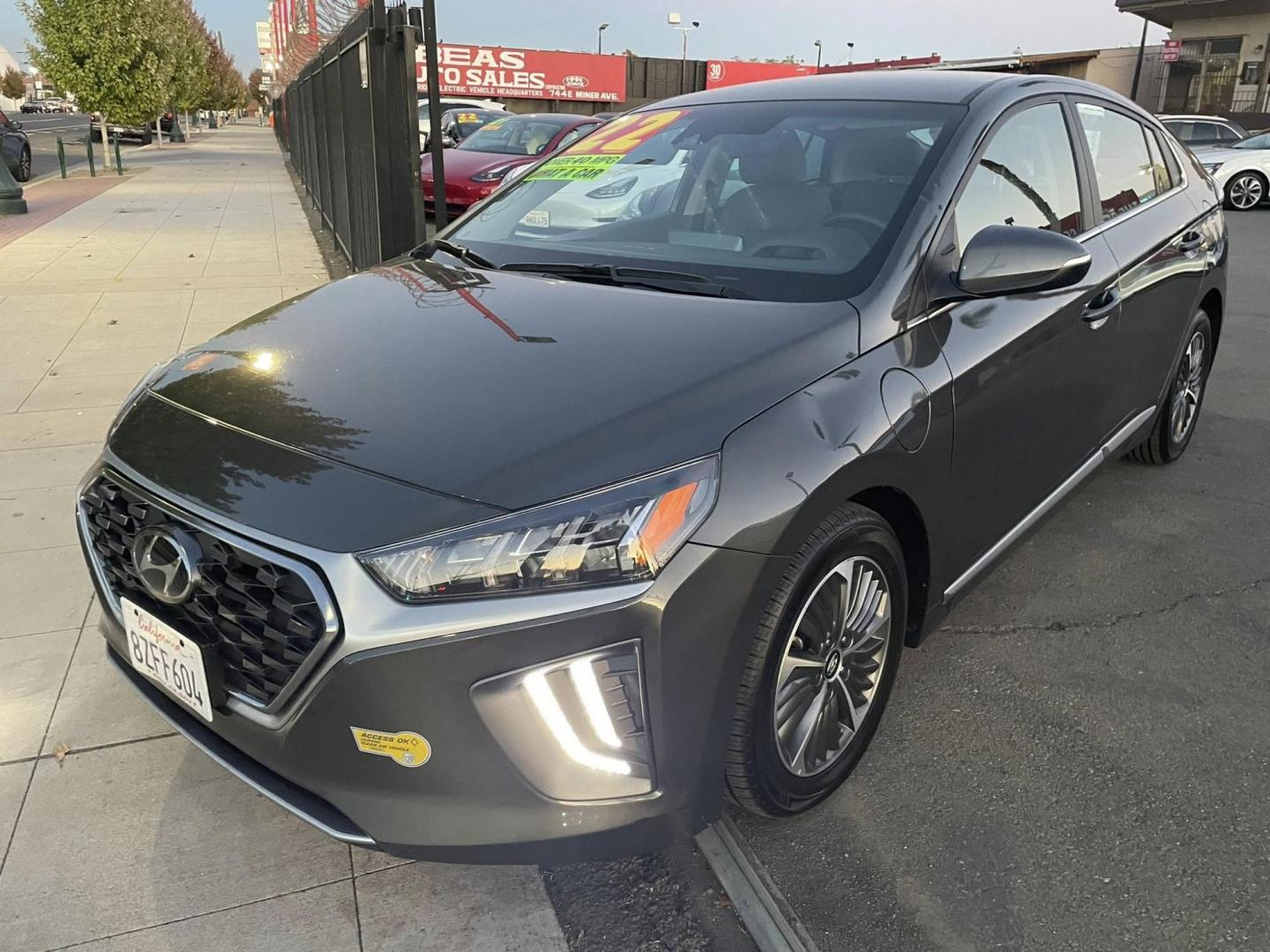 2022 Hyundai Ioniq Plug-In Hybrid SEL (KMHC75LD4NU) with an 1.6L L4 DOHC 16V HYBRID engine, 6A transmission, located at 744 E Miner Ave, Stockton, CA, 95202, (209) 944-5770, 37.956863, -121.282082 - Photo#2