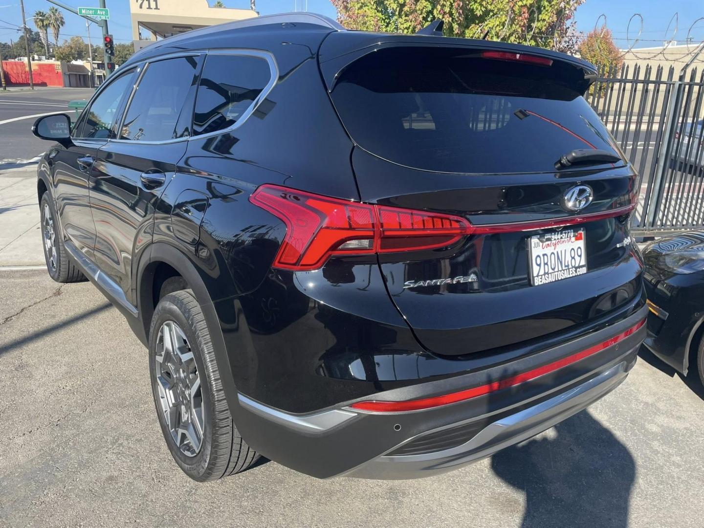 2022 Hyundai Santa Fe Plug-In Hybrid SEL (KM8S6DA21NU) with an 1.6L L4 DOHC 16V HYBRID engine, 6A transmission, located at 744 E Miner Ave, Stockton, CA, 95202, (209) 944-5770, 37.956863, -121.282082 - PLUS TAXES AND FEES - Photo#7