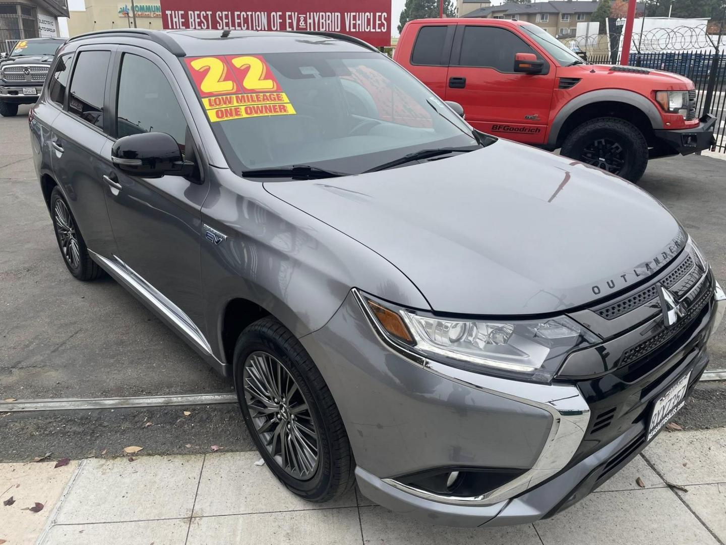 2022 Mitsubishi Outlander PHEV SEL (JA4J2VA77NZ) with an 2.0L L4 DOHC 16V HYBRID engine, 1A transmission, located at 744 E Miner Ave, Stockton, CA, 95202, (209) 944-5770, 37.956863, -121.282082 - PLUS TAXES AND FEES NO CHARGER AVAILABLE - Photo#1