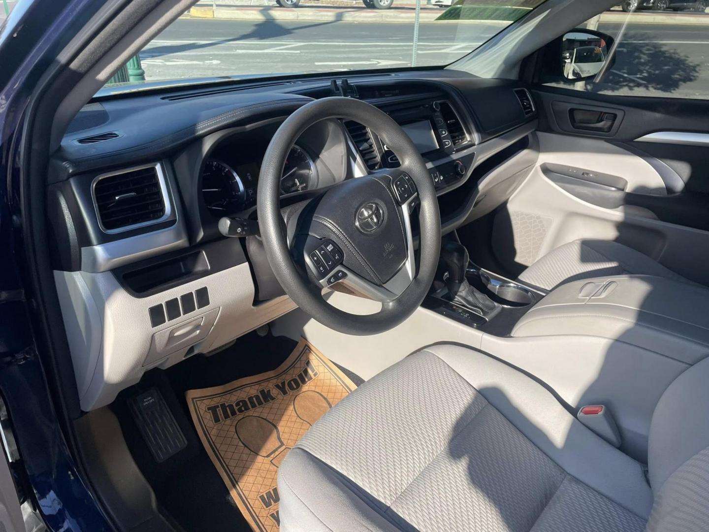 2015 Toyota Highlander LE FWD I4 (5TDZARFH8FS) with an 2.7L L4 DOHC 16V engine, 6-Speed Automatic transmission, located at 744 E Miner Ave, Stockton, CA, 95202, (209) 944-5770, 37.956863, -121.282082 - PLUS TAXES AND FEES - Photo#5