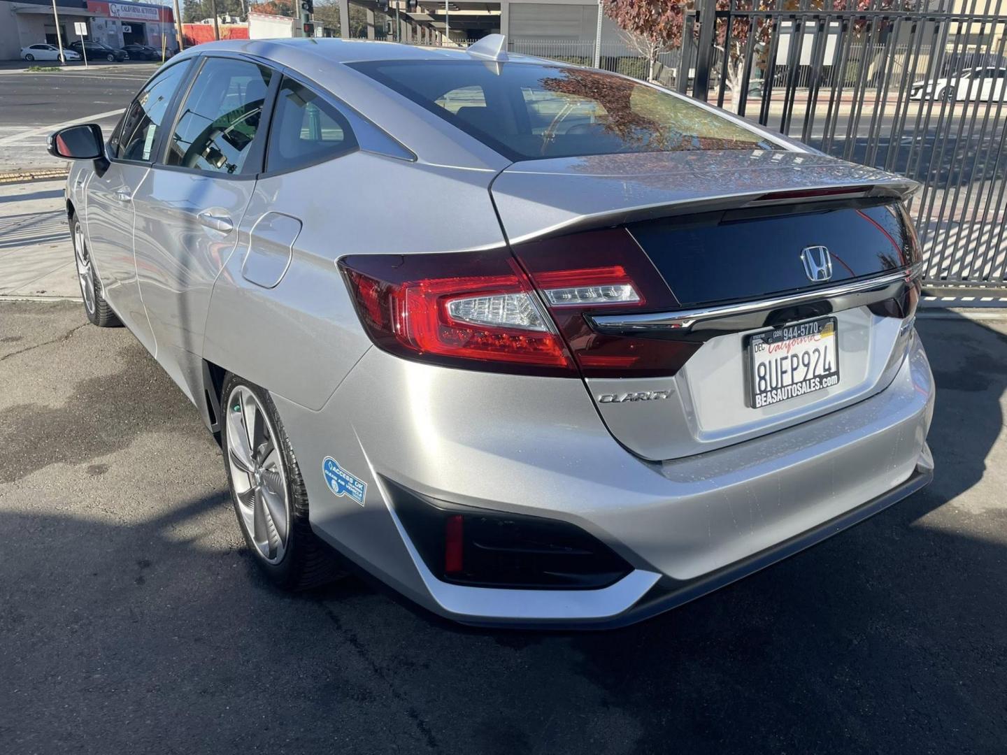2019 Honda Clarity Touring Plug-In Hybrid (JHMZC5F32KC) with an 1.5L L4 DOHC 16V HYBRID engine, CVT transmission, located at 744 E Miner Ave, Stockton, CA, 95202, (209) 944-5770, 37.956863, -121.282082 - PLUS TAXES AND FEES - Photo#9