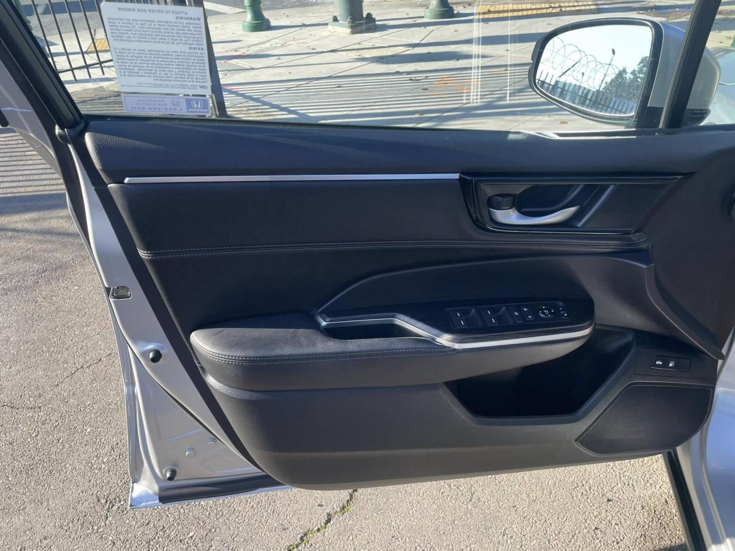 2019 Honda Clarity Touring Plug-In Hybrid (JHMZC5F32KC) with an 1.5L L4 DOHC 16V HYBRID engine, CVT transmission, located at 744 E Miner Ave, Stockton, CA, 95202, (209) 944-5770, 37.956863, -121.282082 - PLUS TAXES AND FEES - Photo#5