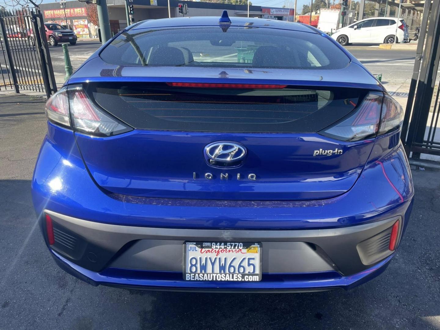 2021 Hyundai Ioniq Plug-In Hybrid SEL (KMHC75LD5MU) with an 1.6L L4 DOHC 16V HYBRID engine, 6A transmission, located at 744 E Miner Ave, Stockton, CA, 95202, (209) 944-5770, 37.956863, -121.282082 - PLUS TAXES AND FEES - Photo#12