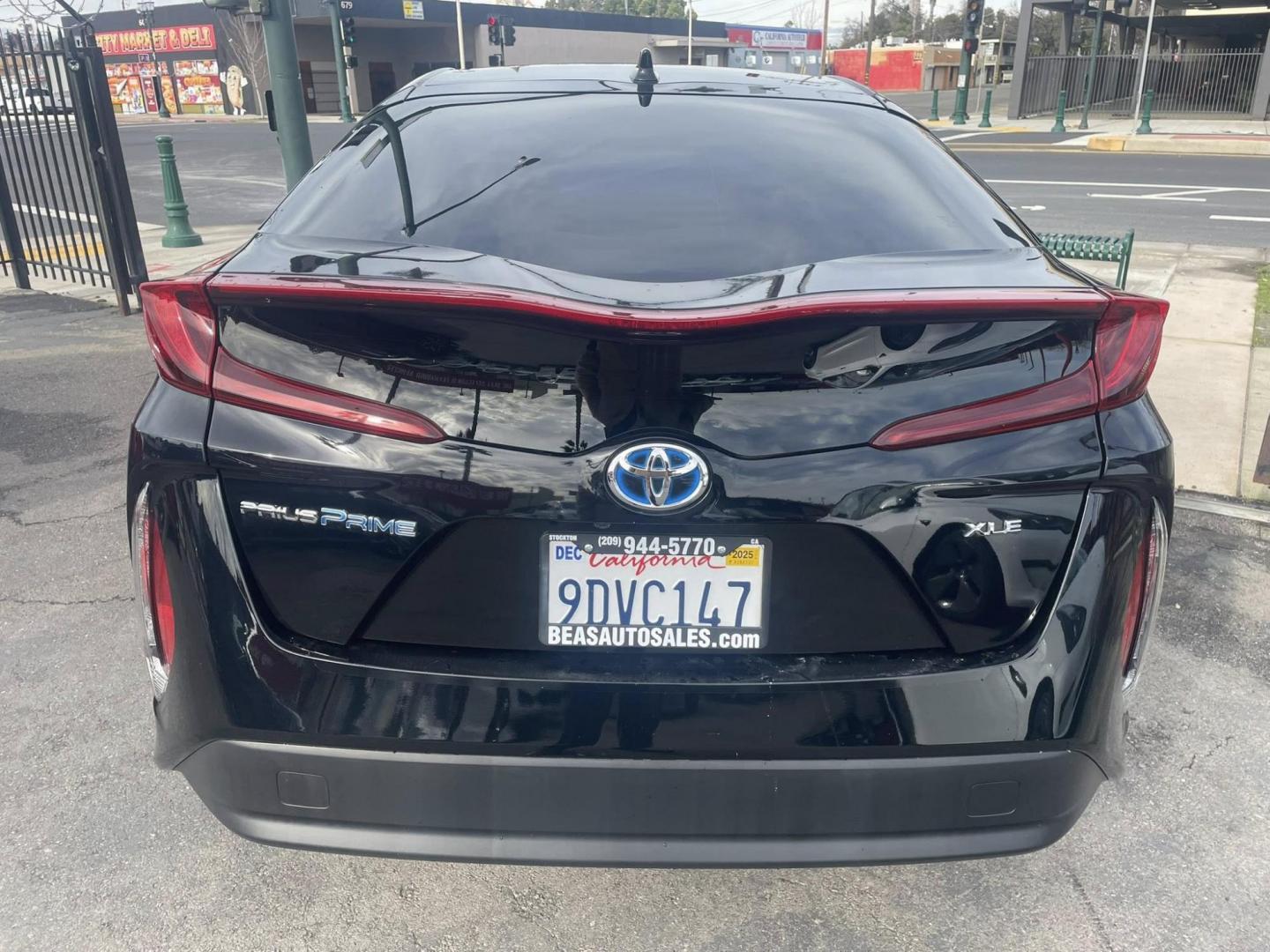2022 Toyota Prius Prime LE (JTDKAMFPXN3) with an 1.8L L4 DOHC 16V HYBRID engine, CVT transmission, located at 744 E Miner Ave, Stockton, CA, 95202, (209) 944-5770, 37.956863, -121.282082 - PLUS TAXES AND FEES - Photo#9