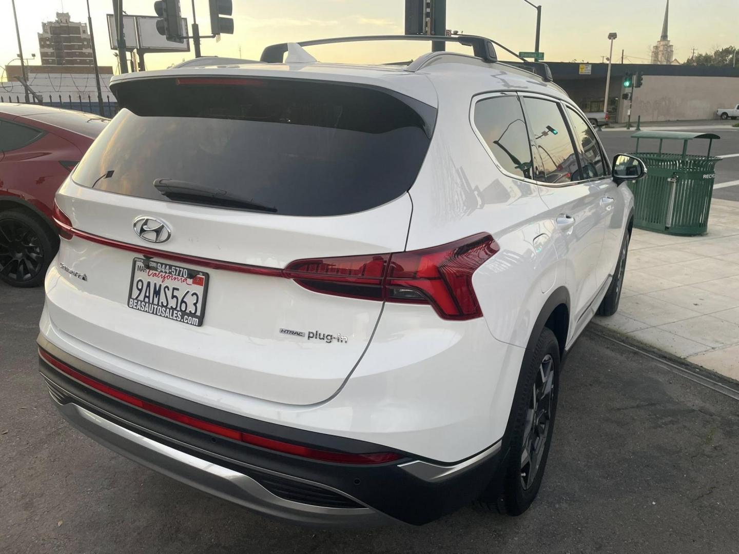 2022 Hyundai Santa Fe Plug-In Hybrid SEL (KM8S6DA22NU) with an 1.6L L4 DOHC 16V HYBRID engine, 6A transmission, located at 744 E Miner Ave, Stockton, CA, 95202, (209) 944-5770, 37.956863, -121.282082 - PLUS TAXES AND FEES - Photo#11