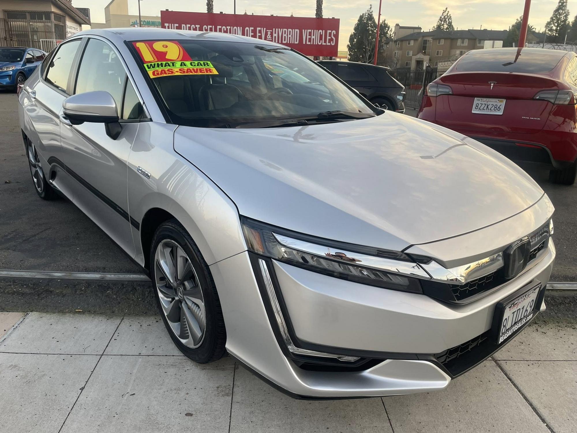 photo of 2019 Honda Clarity PLUG-IN HYBRID