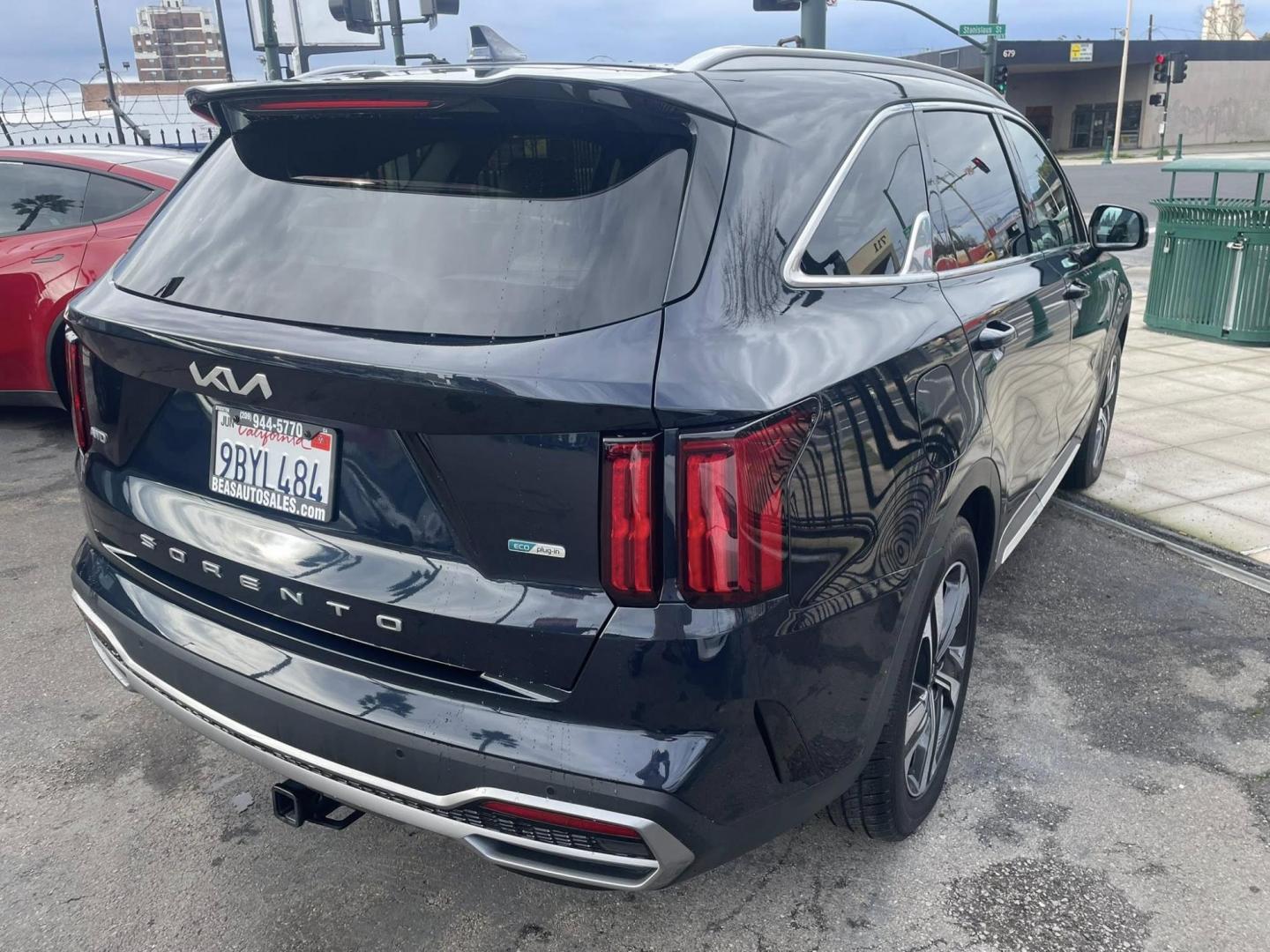 2022 Kia Sorento Plug In Hybrid SX (KNDRJDLH3N5) with an 1.6L L4 DOHC 16V HYBRID engine, 6A transmission, located at 744 E Miner Ave, Stockton, CA, 95202, (209) 944-5770, 37.956863, -121.282082 - PLUS TAXES AND FEES - Photo#13