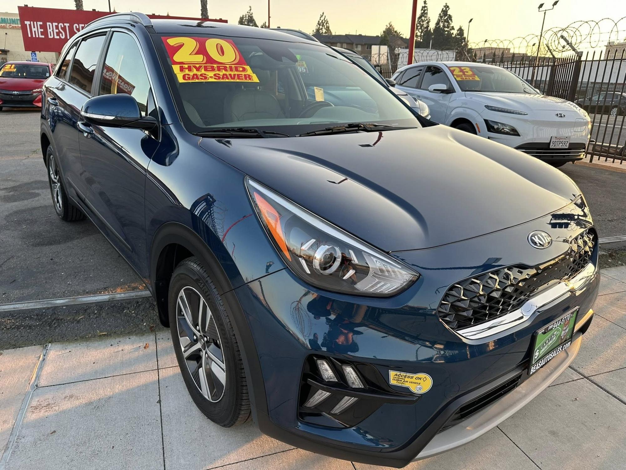 photo of 2020 Kia Niro PLUG-IN HYBRID 