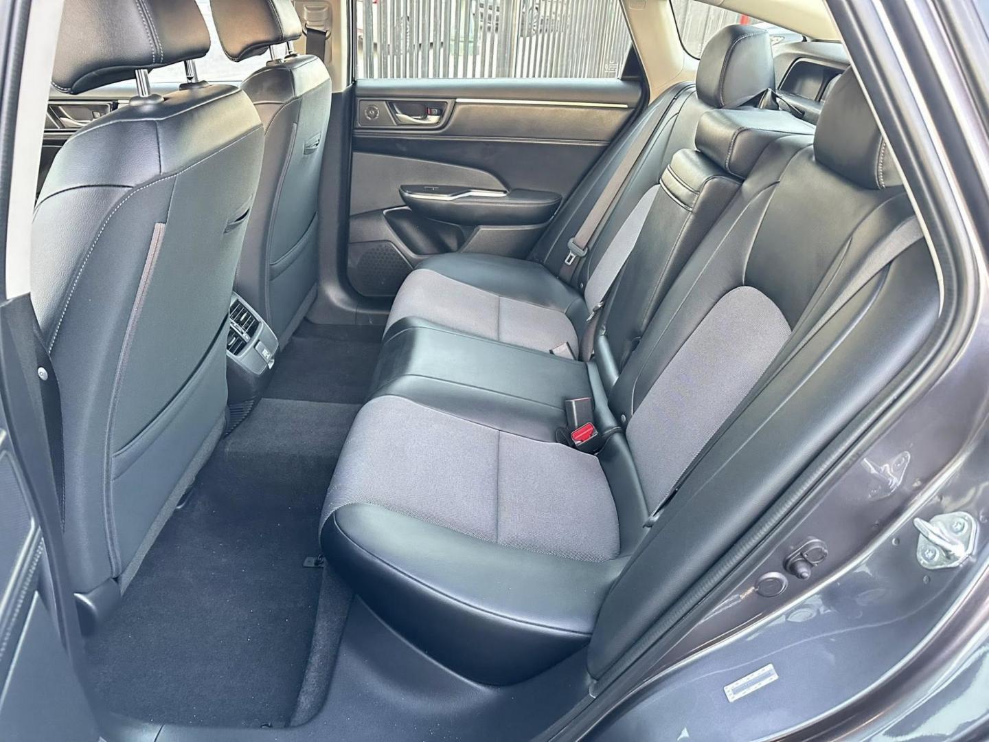 2020 Honda Clarity Plug-In Hybrid (JHMZC5F19LC) with an 1.5L L4 DOHC 16V HYBRID engine, CVT transmission, located at 744 E Miner Ave, Stockton, CA, 95202, (209) 944-5770, 37.956863, -121.282082 - Photo#8