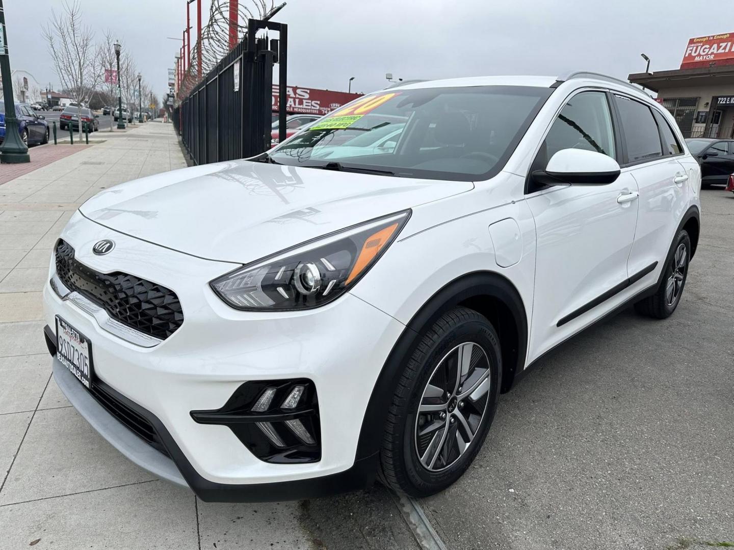 2020 Kia Niro Plug In Hybrid LXS (KNDCM3LD7L5) , 6A transmission, located at 744 E Miner Ave, Stockton, CA, 95202, (209) 944-5770, 37.956863, -121.282082 - Photo#3