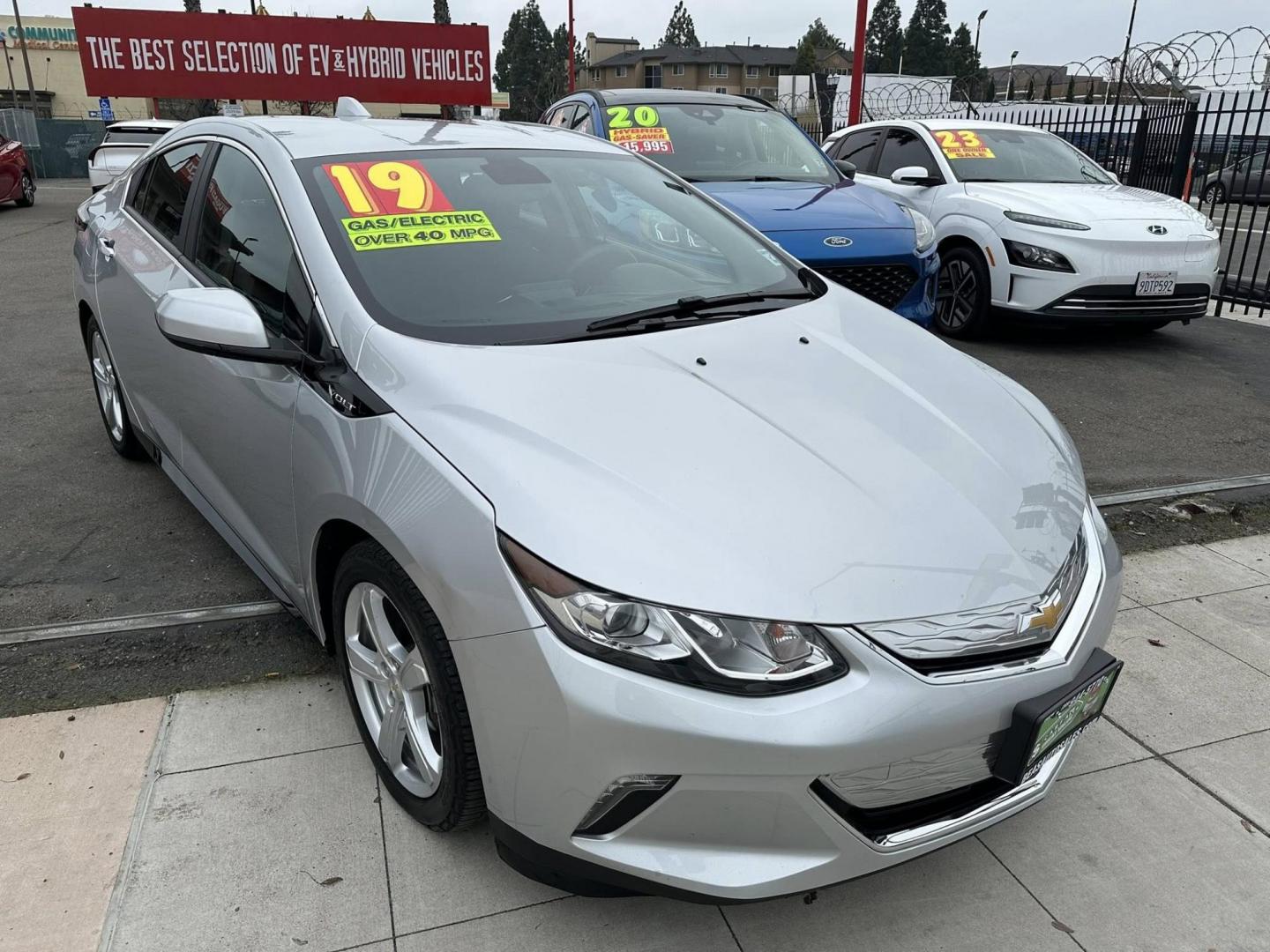2019 Chevrolet Volt LT (1G1RC6S51KU) with an 1.5L L4 DOHC 16V engine, CVT transmission, located at 744 E Miner Ave, Stockton, CA, 95202, (209) 944-5770, 37.956863, -121.282082 - Photo#0