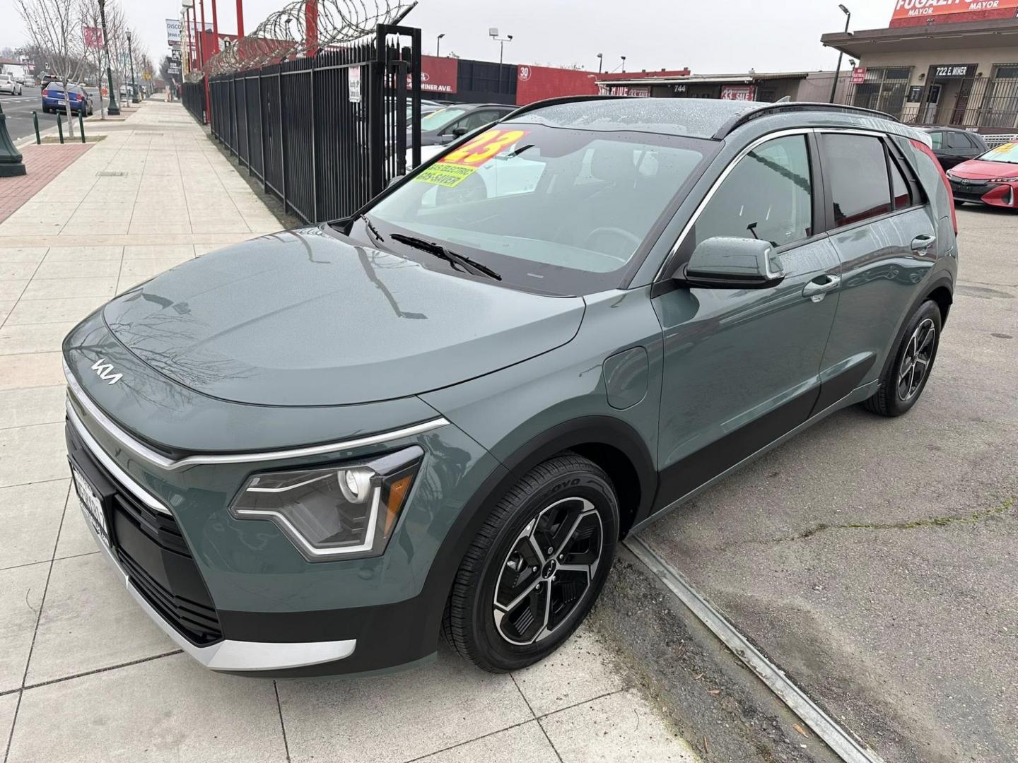 2023 Kia Niro EX (KNDCS3LF6P5) with an 1.6L L4 DOHC 16V HYBRID engine, 6A transmission, located at 744 E Miner Ave, Stockton, CA, 95202, (209) 944-5770, 37.956863, -121.282082 - Photo#3