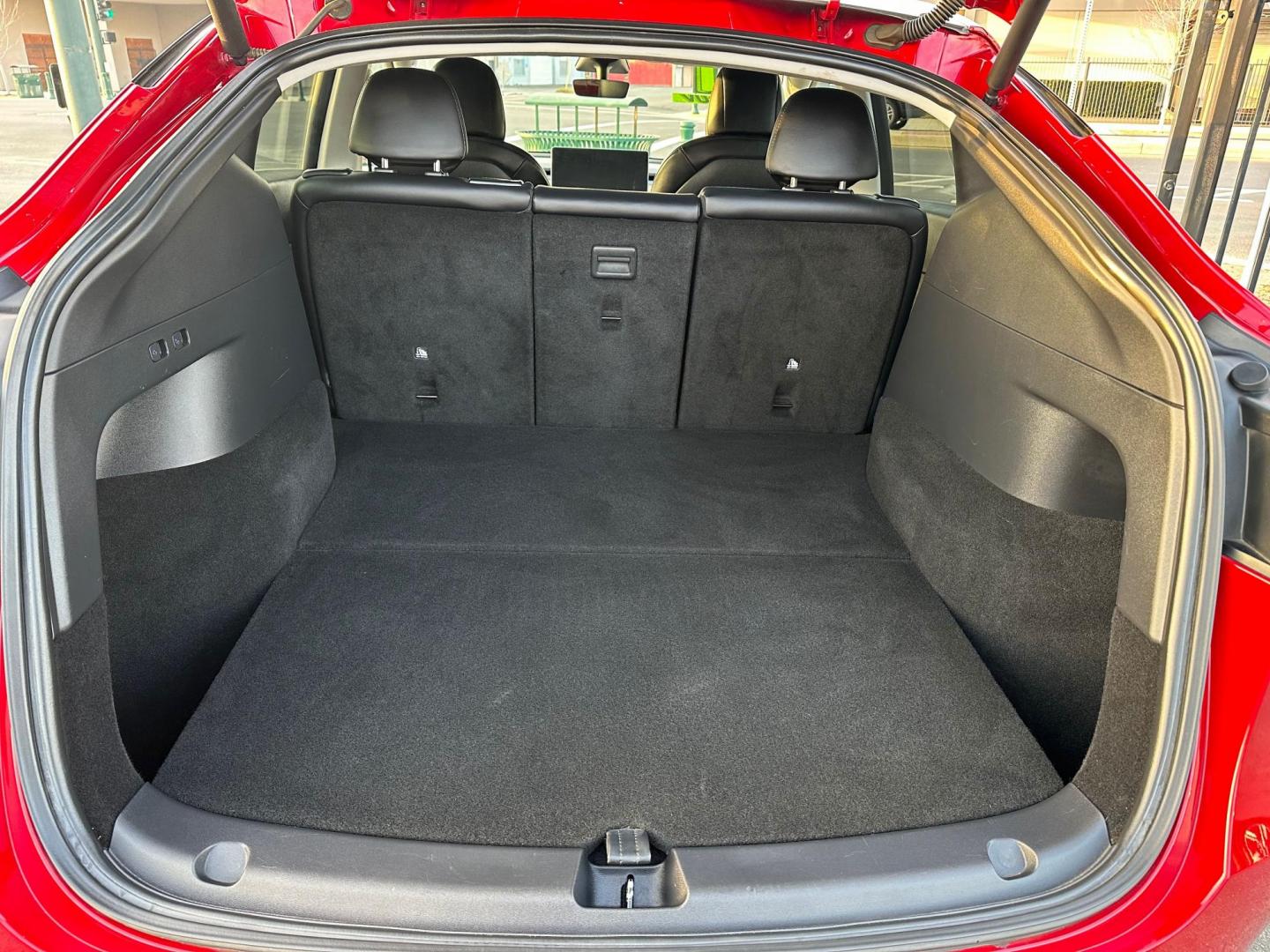 2021 Tesla Model Y Long Range (5YJYGDEEXMF) with an ELECTRIC engine, 1A transmission, located at 744 E Miner Ave, Stockton, CA, 95202, (209) 944-5770, 37.956863, -121.282082 - Photo#11