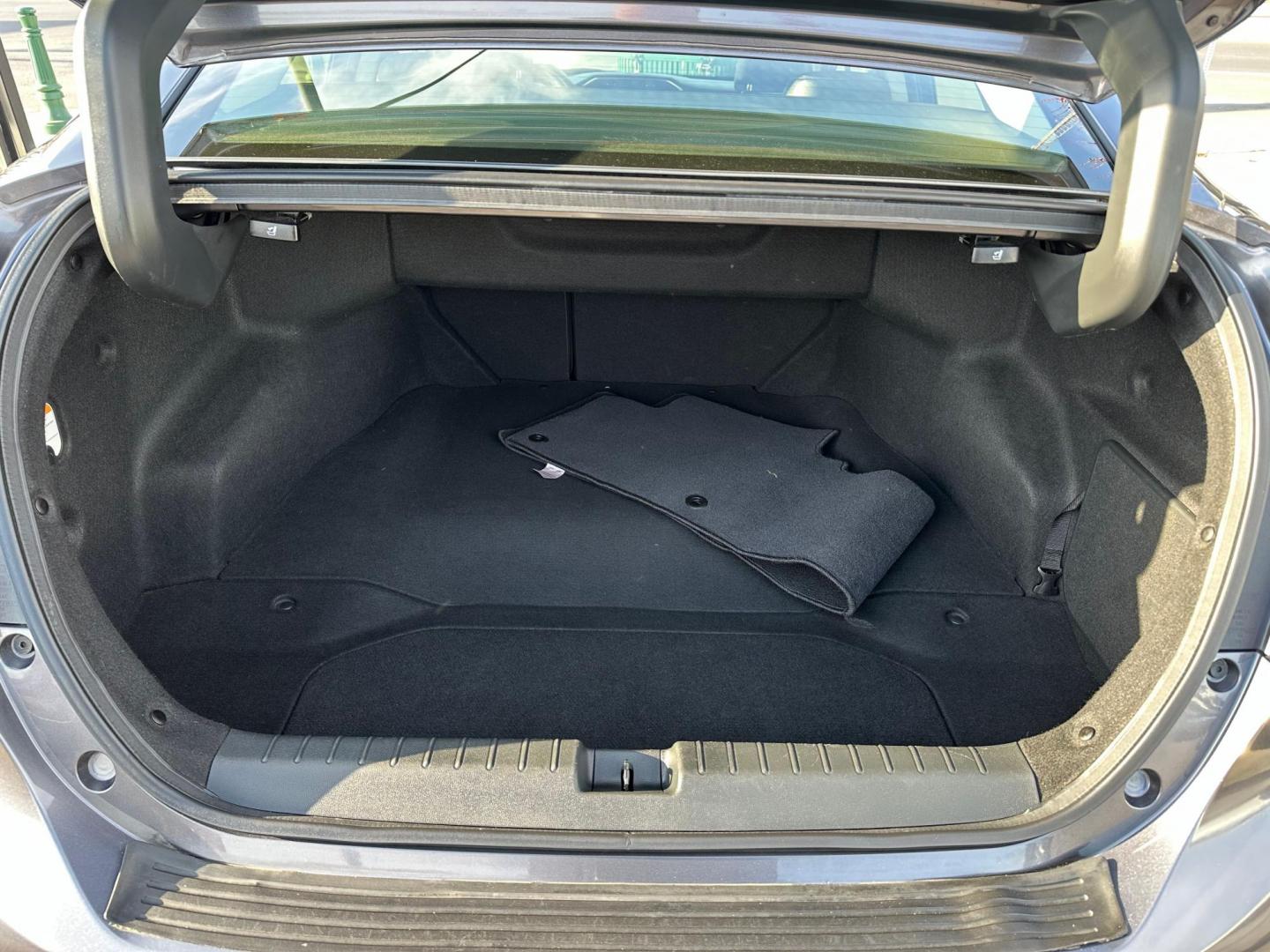 2019 Honda Clarity Plug-In Hybrid (JHMZC5F19KC) with an 1.5L L4 DOHC 16V HYBRID engine, CVT transmission, located at 744 E Miner Ave, Stockton, CA, 95202, (209) 944-5770, 37.956863, -121.282082 - Photo#14