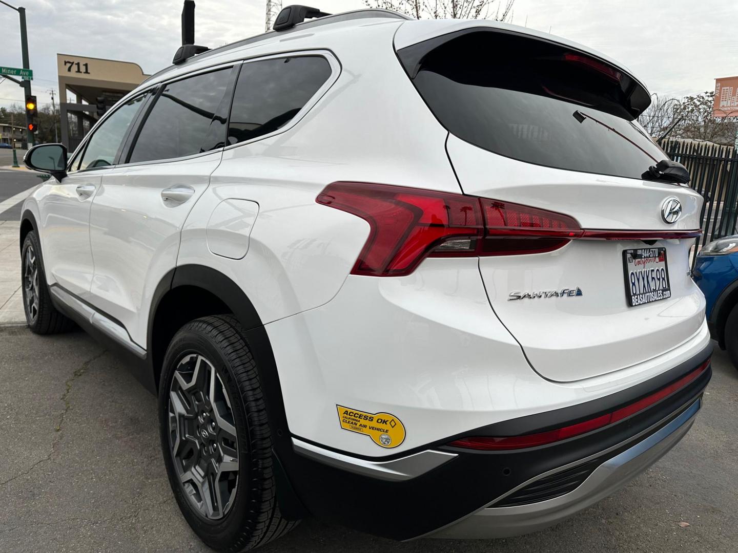 2022 Hyundai Santa Fe Plug-In Hybrid Limited (KM8S7DA20NU) with an 1.6L L4 DOHC 16V HYBRID engine, 6A transmission, located at 744 E Miner Ave, Stockton, CA, 95202, (209) 944-5770, 37.956863, -121.282082 - Photo#5