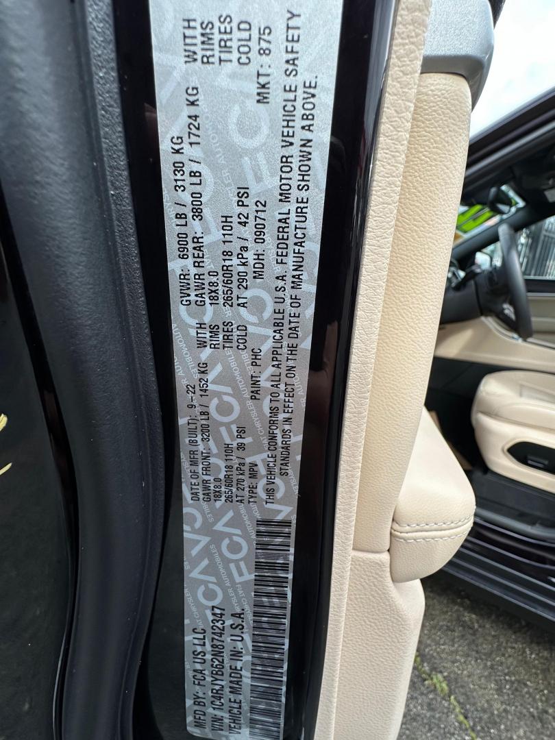 2022 Jeep Grand Cherokee 4xe Limited (1C4RJYB62N8) with an 2.0L L4 DOHC 16V HYBRID engine, 8A transmission, located at 744 E Miner Ave, Stockton, CA, 95202, (209) 944-5770, 37.956863, -121.282082 - Photo#11