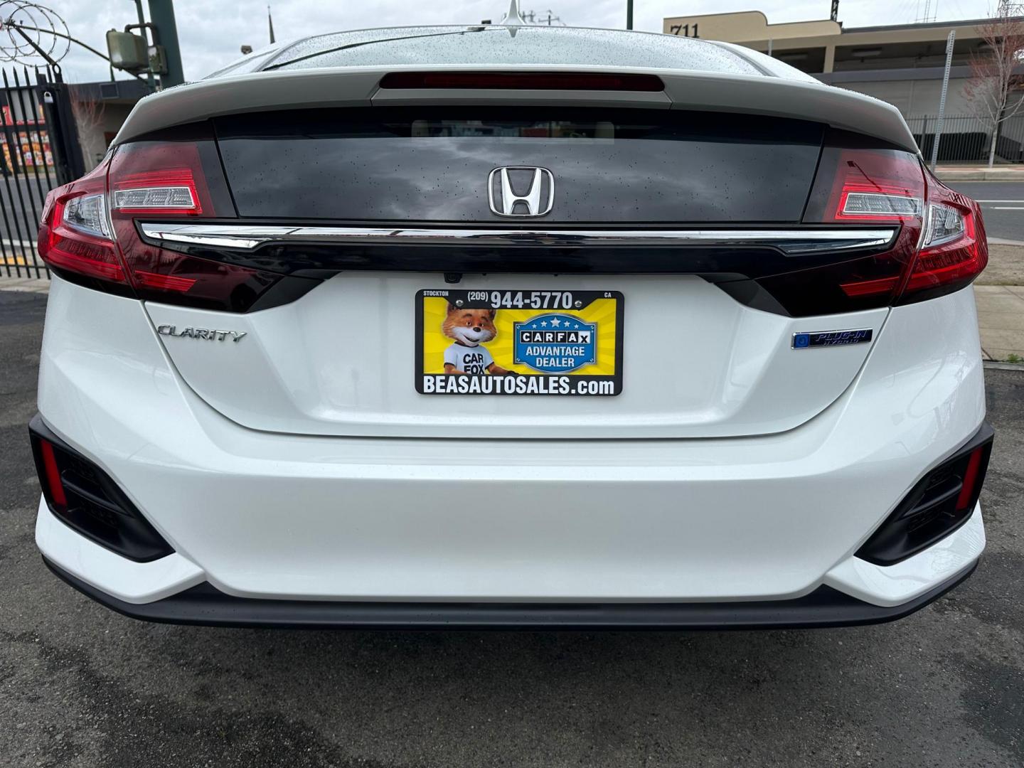 2019 Honda Clarity Plug-In Hybrid (JHMZC5F1XKC) with an 1.5L L4 DOHC 16V HYBRID engine, CVT transmission, located at 744 E Miner Ave, Stockton, CA, 95202, (209) 944-5770, 37.956863, -121.282082 - Photo#7