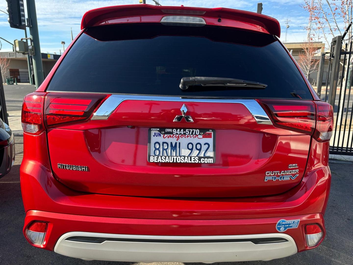 2019 Mitsubishi Outlander PHEV GT (JA4J24A59KZ) with an 2.0L L4 DOHC 16V HYBRID engine, 1A transmission, located at 744 E Miner Ave, Stockton, CA, 95202, (209) 944-5770, 37.956863, -121.282082 - Photo#6