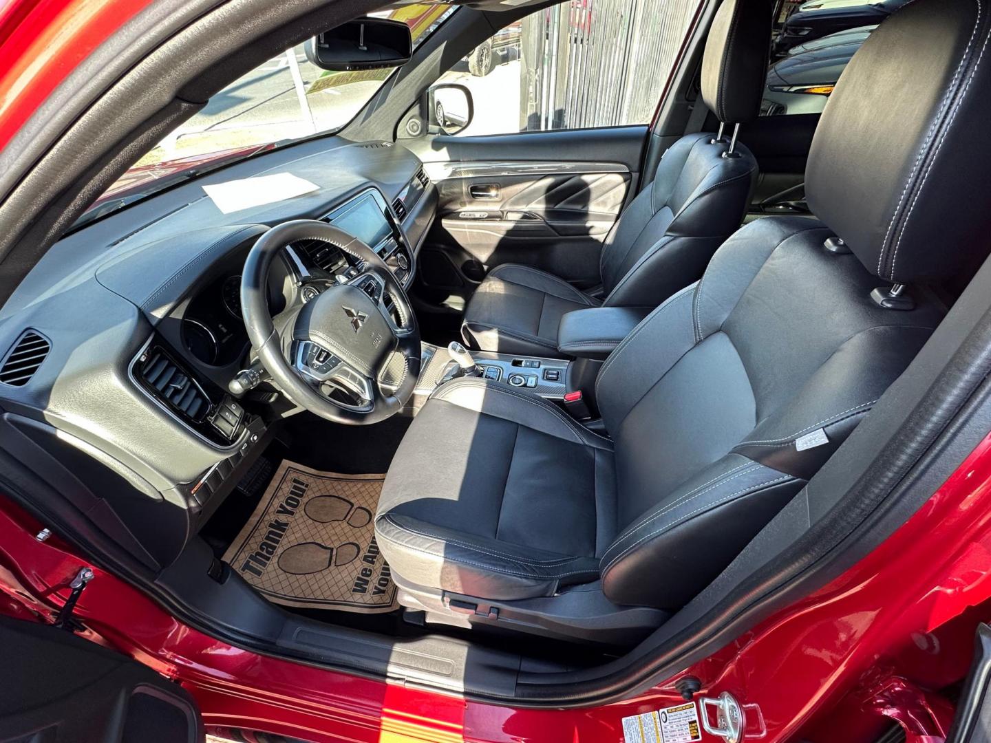 2019 Mitsubishi Outlander PHEV GT (JA4J24A59KZ) with an 2.0L L4 DOHC 16V HYBRID engine, 1A transmission, located at 744 E Miner Ave, Stockton, CA, 95202, (209) 944-5770, 37.956863, -121.282082 - Photo#9