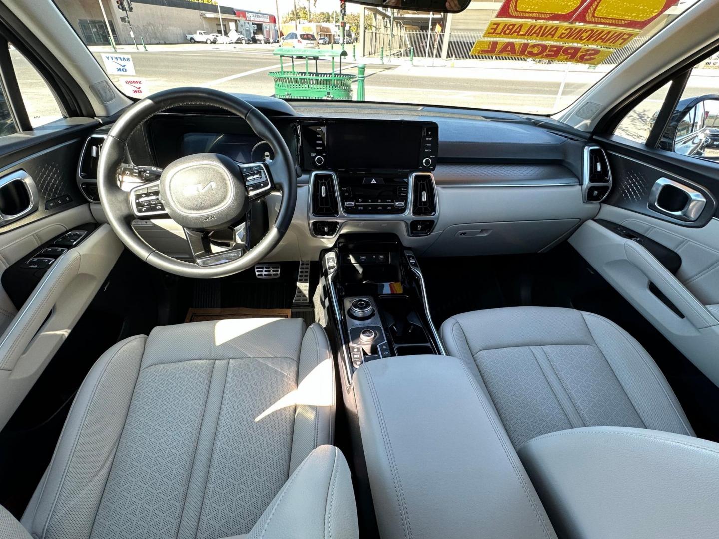 2022 Kia Sorento Plug In Hybrid SX Prestige (KNDRMDLH7N5) with an 1.6L L4 DOHC 16V HYBRID engine, 6A transmission, located at 744 E Miner Ave, Stockton, CA, 95202, (209) 944-5770, 37.956863, -121.282082 - Photo#9