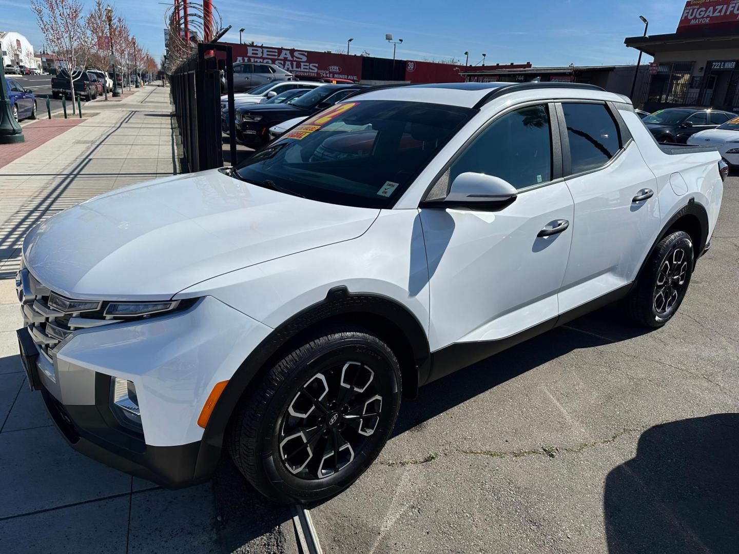 2022 Hyundai Santa Cruz SEL (5NTJC4AE4NH) with an 2.5L L4 DOHC 16V engine, 8A transmission, located at 744 E Miner Ave, Stockton, CA, 95202, (209) 944-5770, 37.956863, -121.282082 - Photo#4