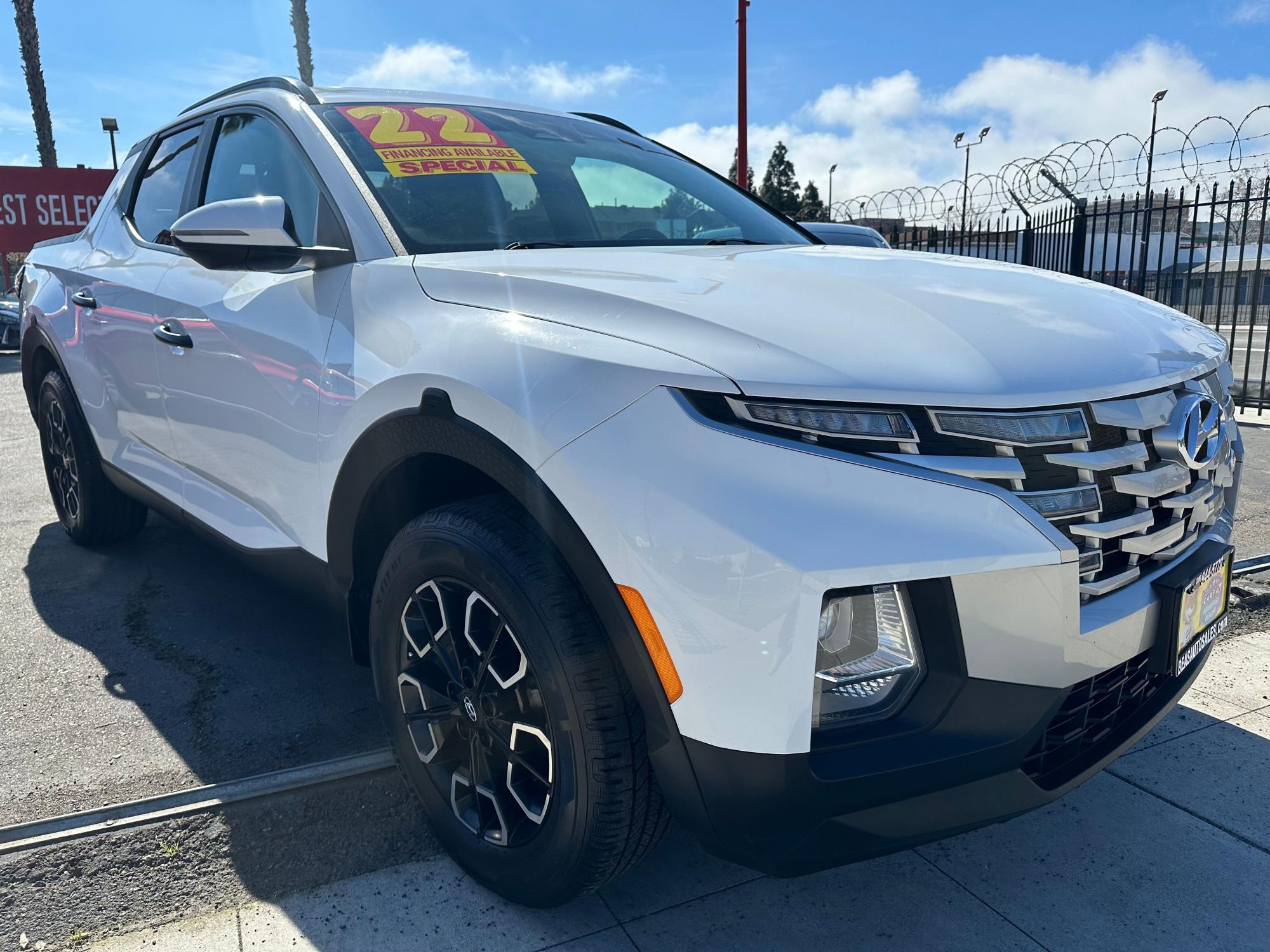 photo of 2022 Hyundai Santa Cruz SEL