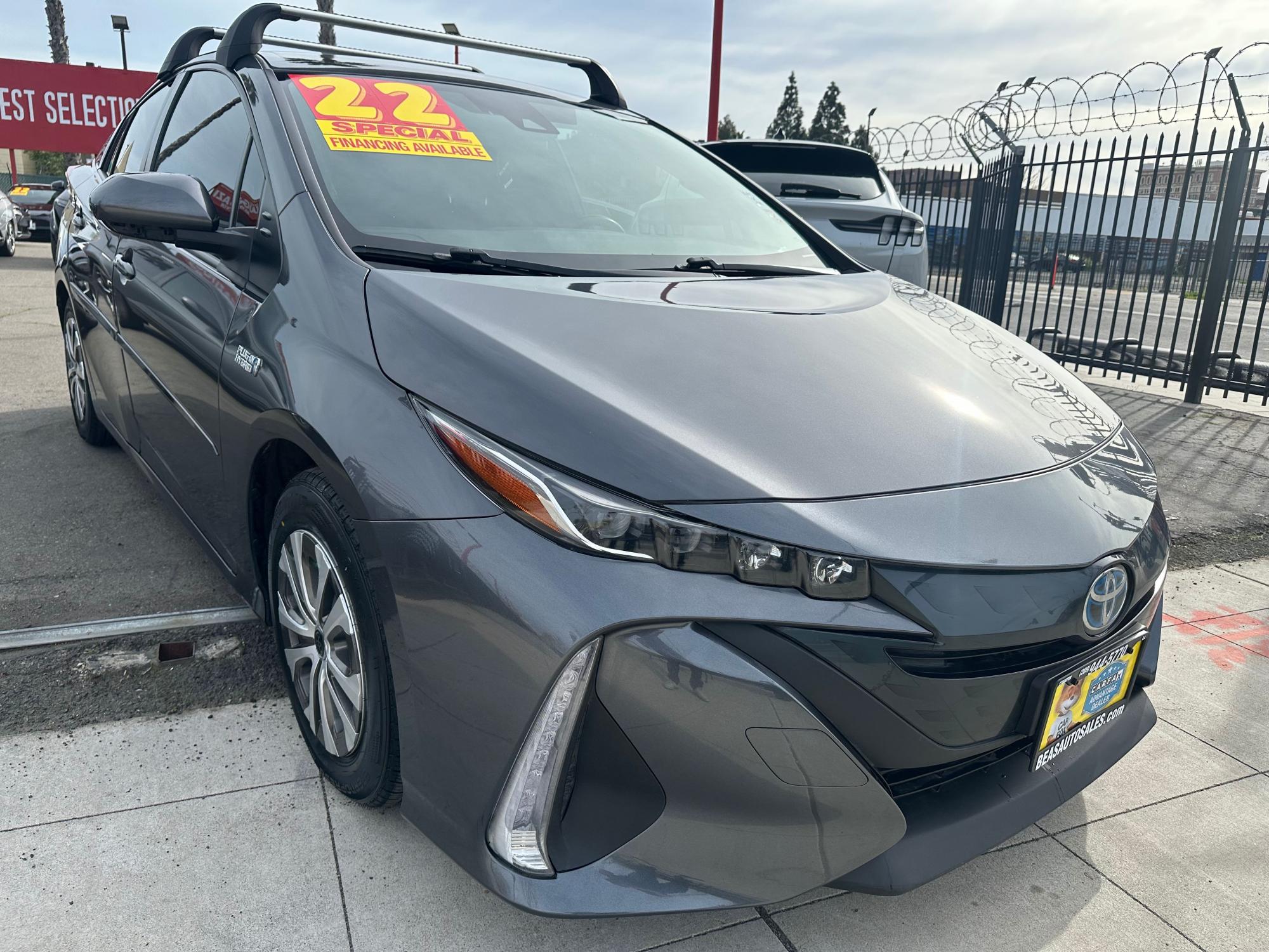 photo of 2022 Toyota Prius Prime XLE