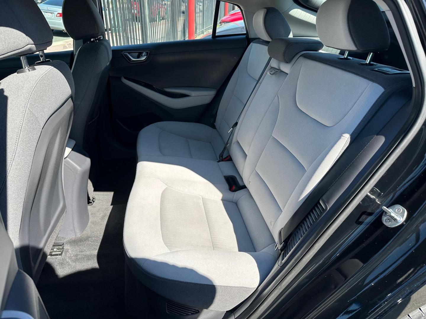 2022 Hyundai Ioniq Plug-In Hybrid SEL (KMHC75LD4NU) with an 1.6L L4 DOHC 16V HYBRID engine, 6A transmission, located at 744 E Miner Ave, Stockton, CA, 95202, (209) 944-5770, 37.956863, -121.282082 - Photo#10