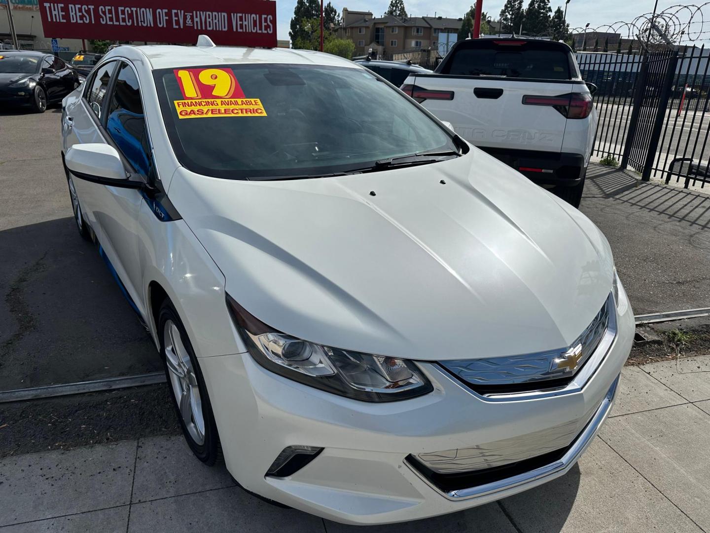 2019 Chevrolet Volt LT w/ Standard Emission Package (1G1RA6S5XKU) with an 1.5L L4 DOHC 16V engine, CVT transmission, located at 744 E Miner Ave, Stockton, CA, 95202, (209) 944-5770, 37.956863, -121.282082 - Photo#1
