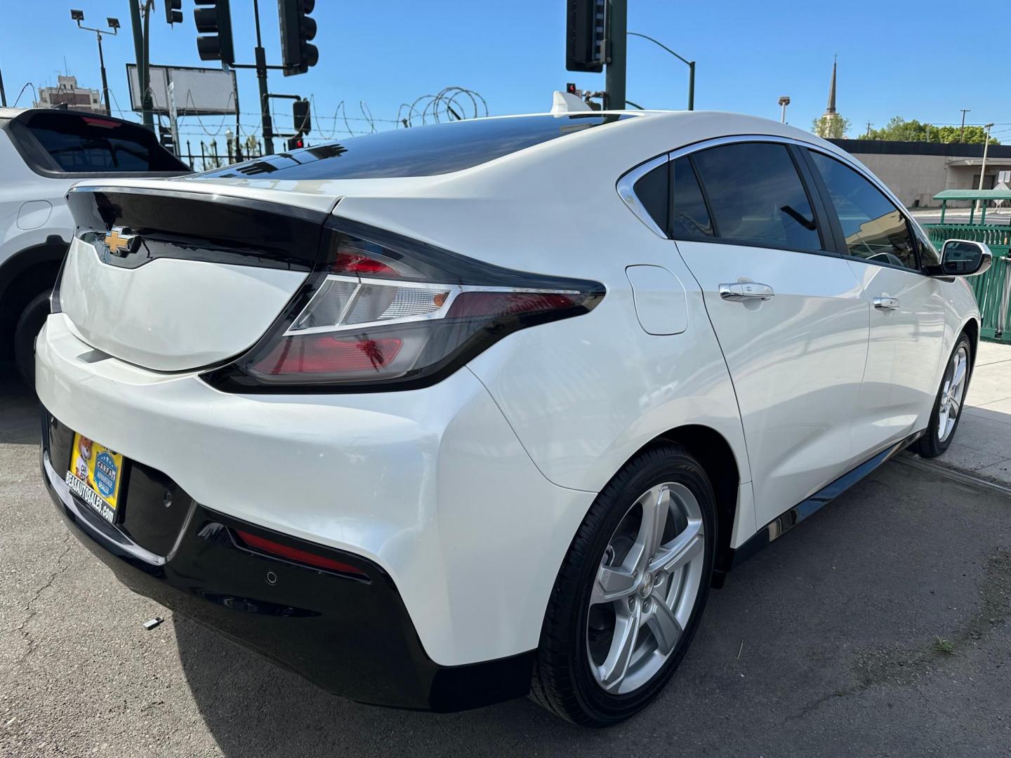 2019 Chevrolet Volt LT w/ Standard Emission Package (1G1RA6S5XKU) with an 1.5L L4 DOHC 16V engine, CVT transmission, located at 744 E Miner Ave, Stockton, CA, 95202, (209) 944-5770, 37.956863, -121.282082 - Photo#8