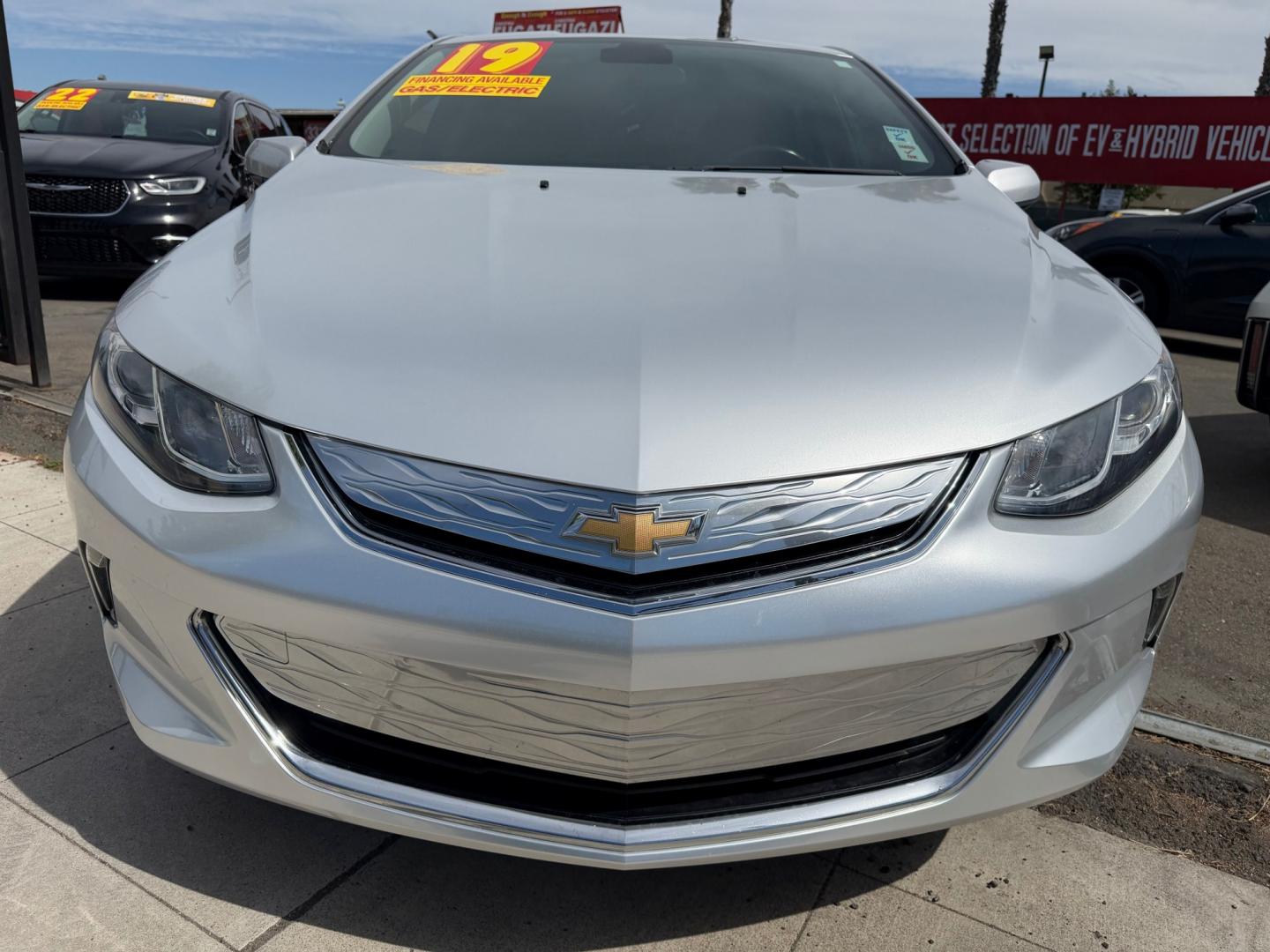 2019 Chevrolet Volt LT w/ Standard Emission Package (1G1RA6S5XKU) with an 1.5L L4 DOHC 16V engine, CVT transmission, located at 744 E Miner Ave, Stockton, CA, 95202, (209) 944-5770, 37.956863, -121.282082- Photo#2