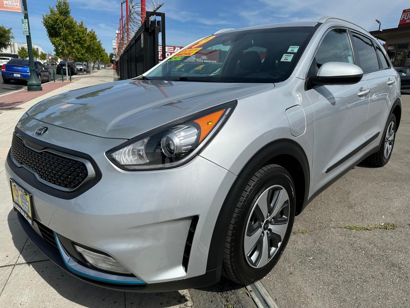 2019 Kia Niro Plug In Hybrid LX (KNDCM3LD7K5) , 6A transmission, located at 744 E Miner Ave, Stockton, CA, 95202, (209) 944-5770, 37.956863, -121.282082 - Photo#3