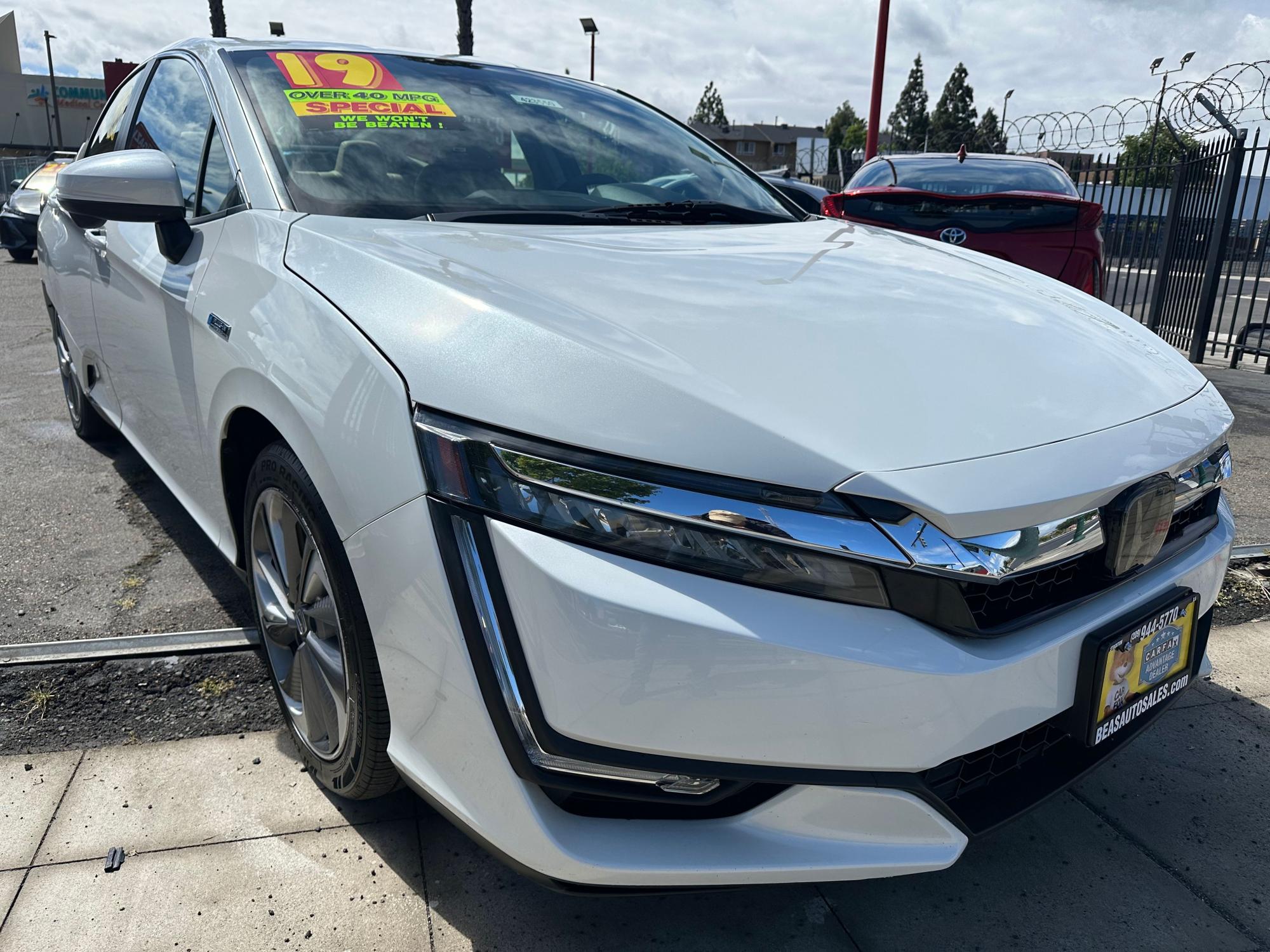 photo of 2019 Honda Clarity Plug-In Hybrid