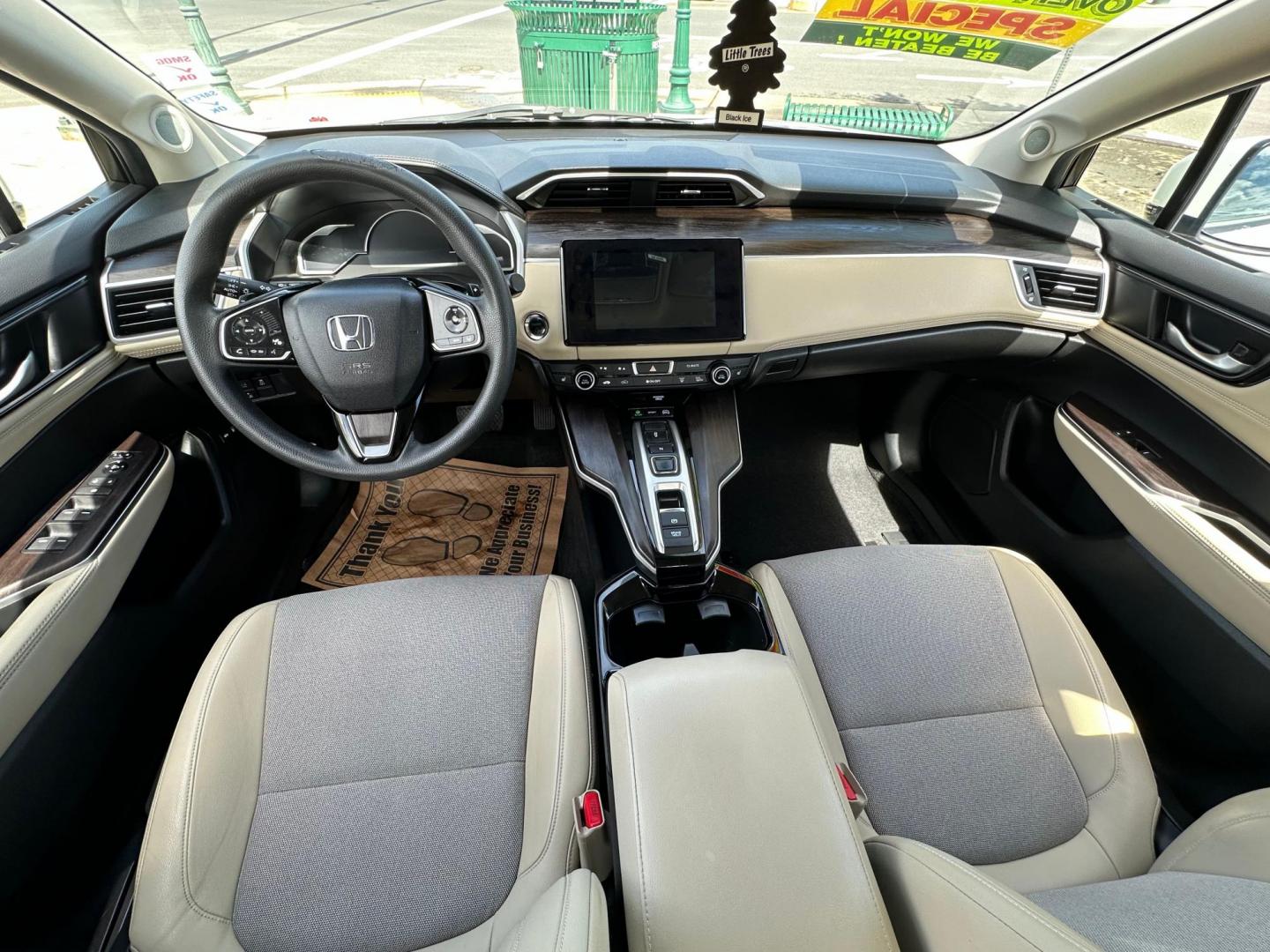 2019 Honda Clarity Plug-In Hybrid (JHMZC5F10KC) with an 1.5L L4 DOHC 16V HYBRID engine, CVT transmission, located at 744 E Miner Ave, Stockton, CA, 95202, (209) 944-5770, 37.956863, -121.282082 - Photo#9