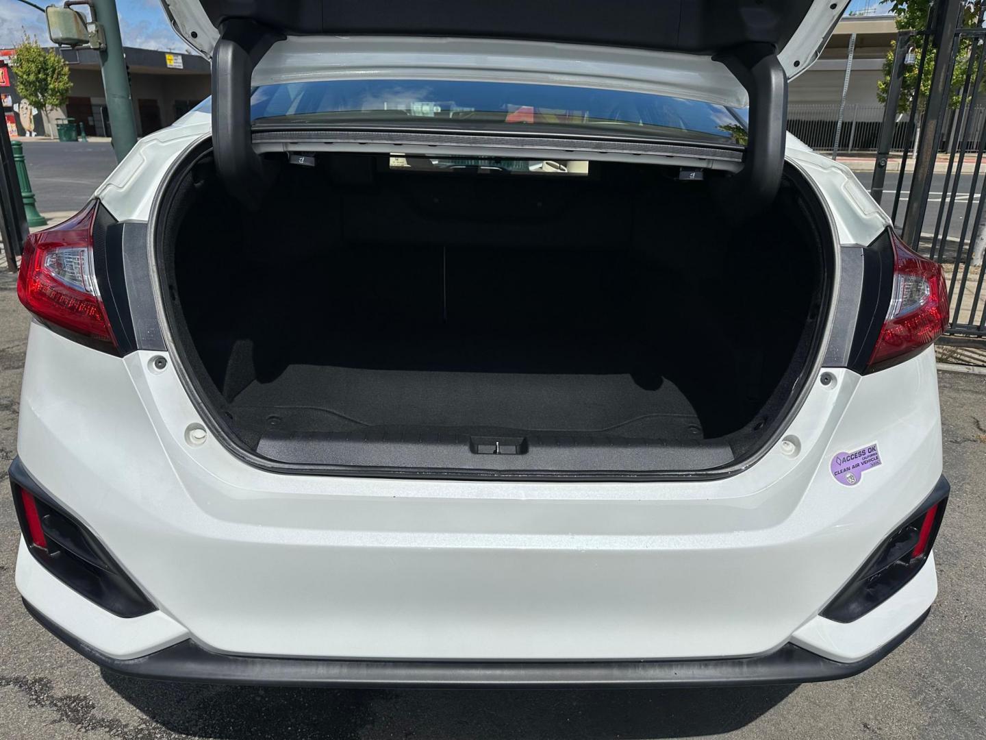 2019 Honda Clarity Plug-In Hybrid (JHMZC5F10KC) with an 1.5L L4 DOHC 16V HYBRID engine, CVT transmission, located at 744 E Miner Ave, Stockton, CA, 95202, (209) 944-5770, 37.956863, -121.282082 - Photo#12