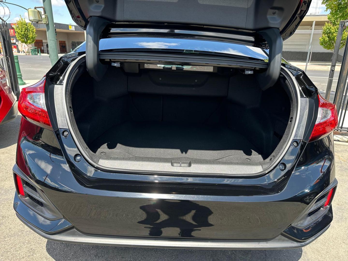2019 Honda Clarity Plug-In Hybrid (JHMZC5F11KC) with an 1.5L L4 DOHC 16V HYBRID engine, CVT transmission, located at 744 E Miner Ave, Stockton, CA, 95202, (209) 944-5770, 37.956863, -121.282082 - Photo#12