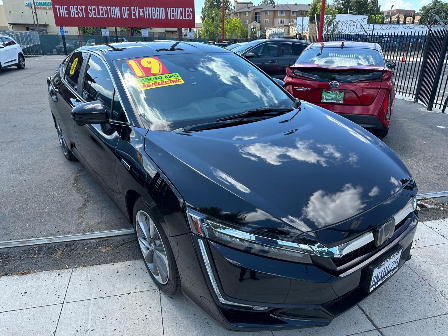 2019 Honda Clarity Plug-In Hybrid (JHMZC5F11KC) with an 1.5L L4 DOHC 16V HYBRID engine, CVT transmission, located at 744 E Miner Ave, Stockton, CA, 95202, (209) 944-5770, 37.956863, -121.282082 - Photo#1