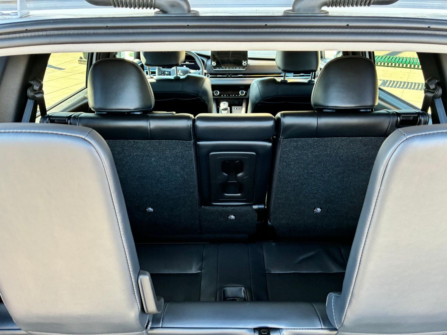 2024 Mitsubishi Outlander PHEV SEL (JA4T5VA96RZ) with an 2.0L L4 DOHC 16V HYBRID engine, 1A transmission, located at 744 E Miner Ave, Stockton, CA, 95202, (209) 944-5770, 37.956863, -121.282082 - Photo#11