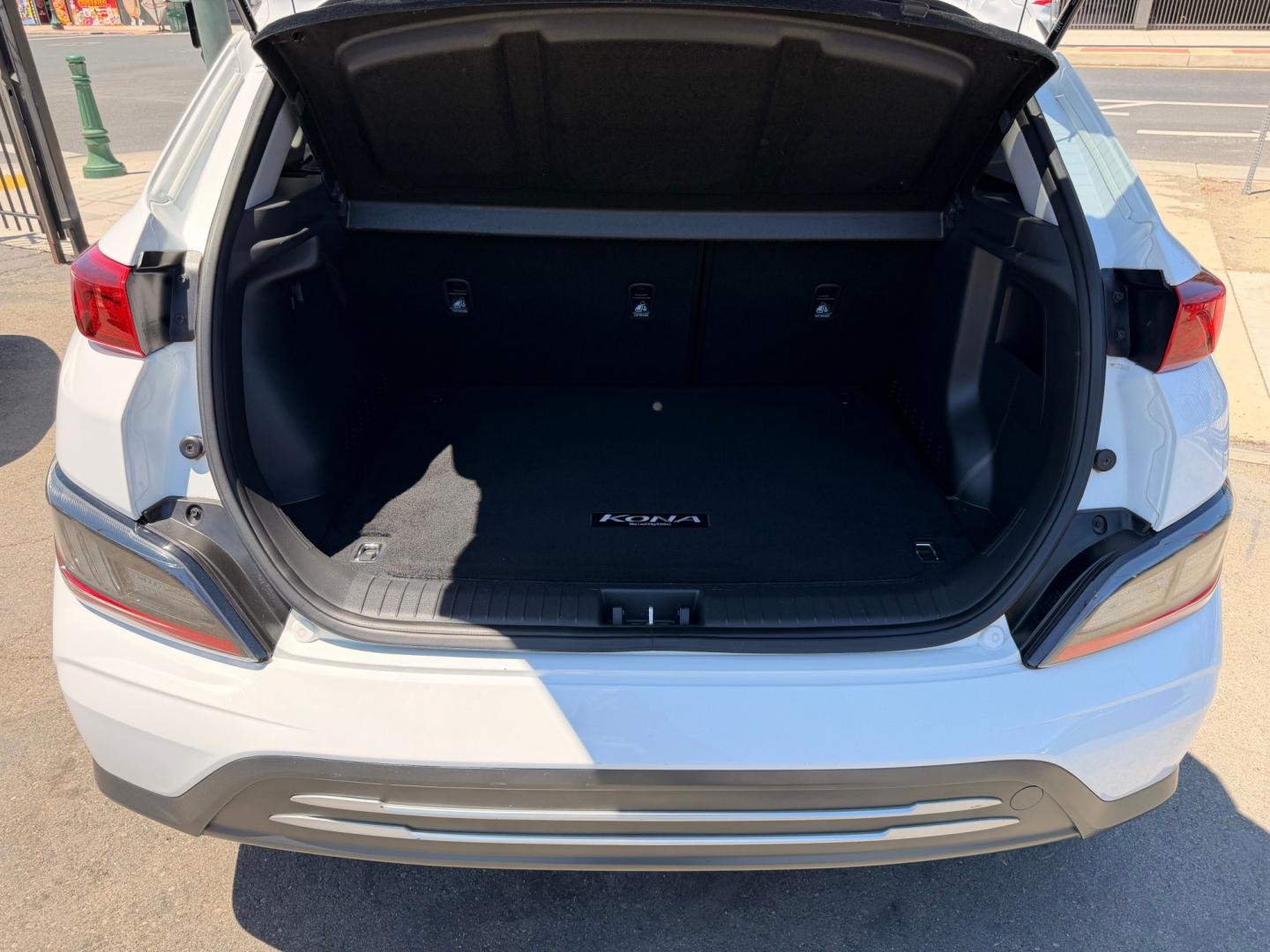 2023 Hyundai Kona EV SEL (KM8K23AG4PU) with an ELECTRIC engine, 1A transmission, located at 744 E Miner Ave, Stockton, CA, 95202, (209) 944-5770, 37.956863, -121.282082 - Photo#12