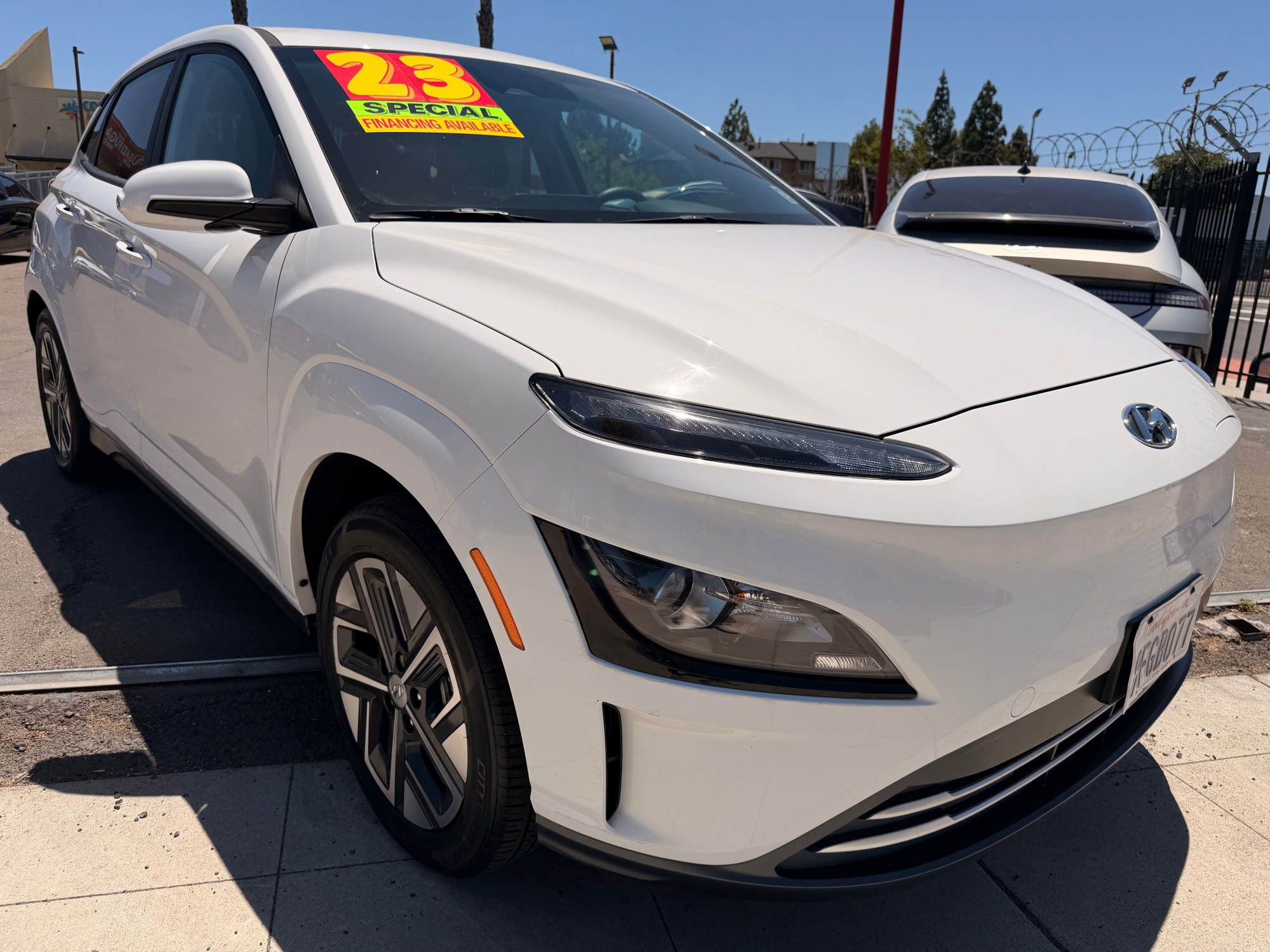 photo of 2023 Hyundai Kona EV SEL