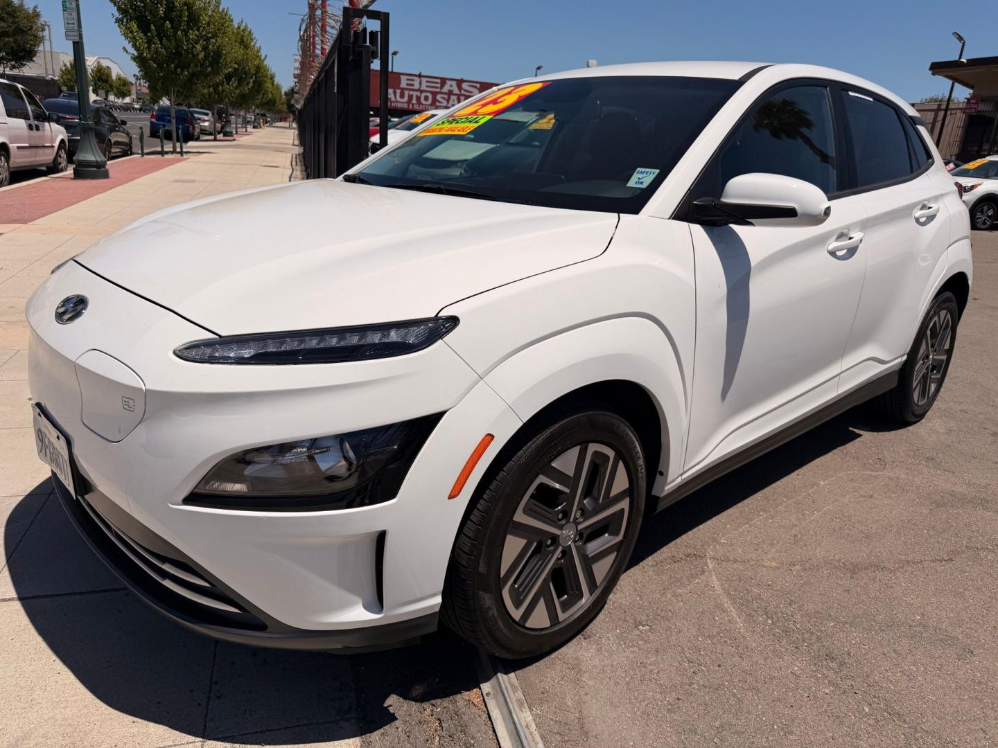 2023 Hyundai Kona EV SEL (KM8K23AG4PU) with an ELECTRIC engine, 1A transmission, located at 744 E Miner Ave, Stockton, CA, 95202, (209) 944-5770, 37.956863, -121.282082 - Photo#3