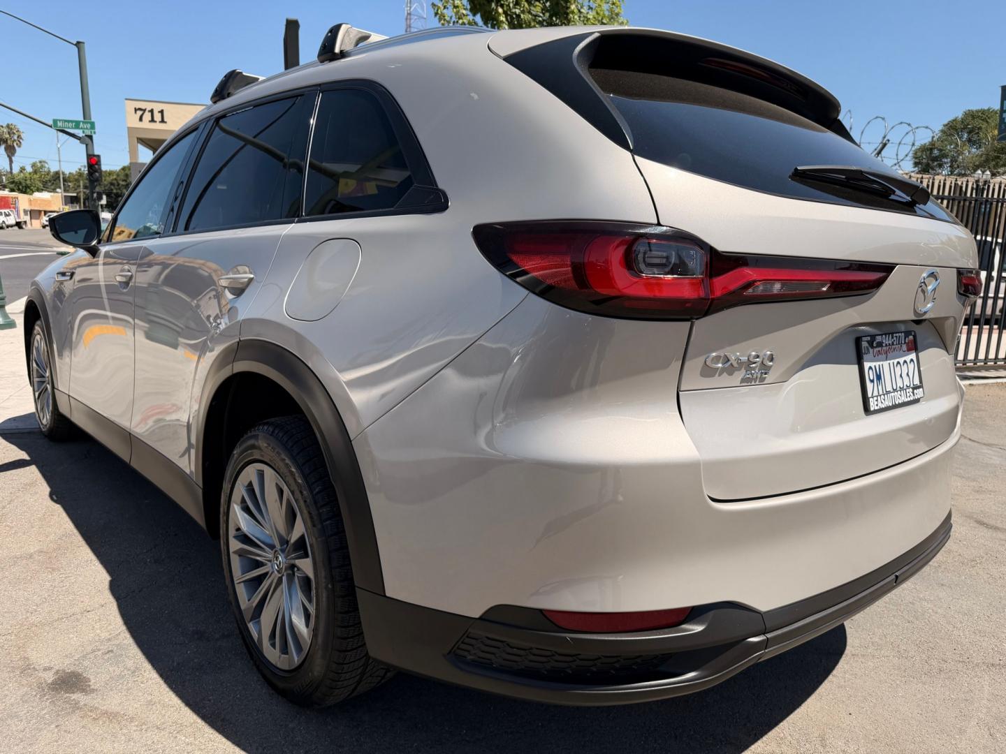 2024 Mazda CX-90 PHEV Preferred (JM3KKBHA9R1) with an 2.5L L4 DOHC 16V HYBRID engine, 8A transmission, located at 744 E Miner Ave, Stockton, CA, 95202, (209) 944-5770, 37.956863, -121.282082 - Photo#5