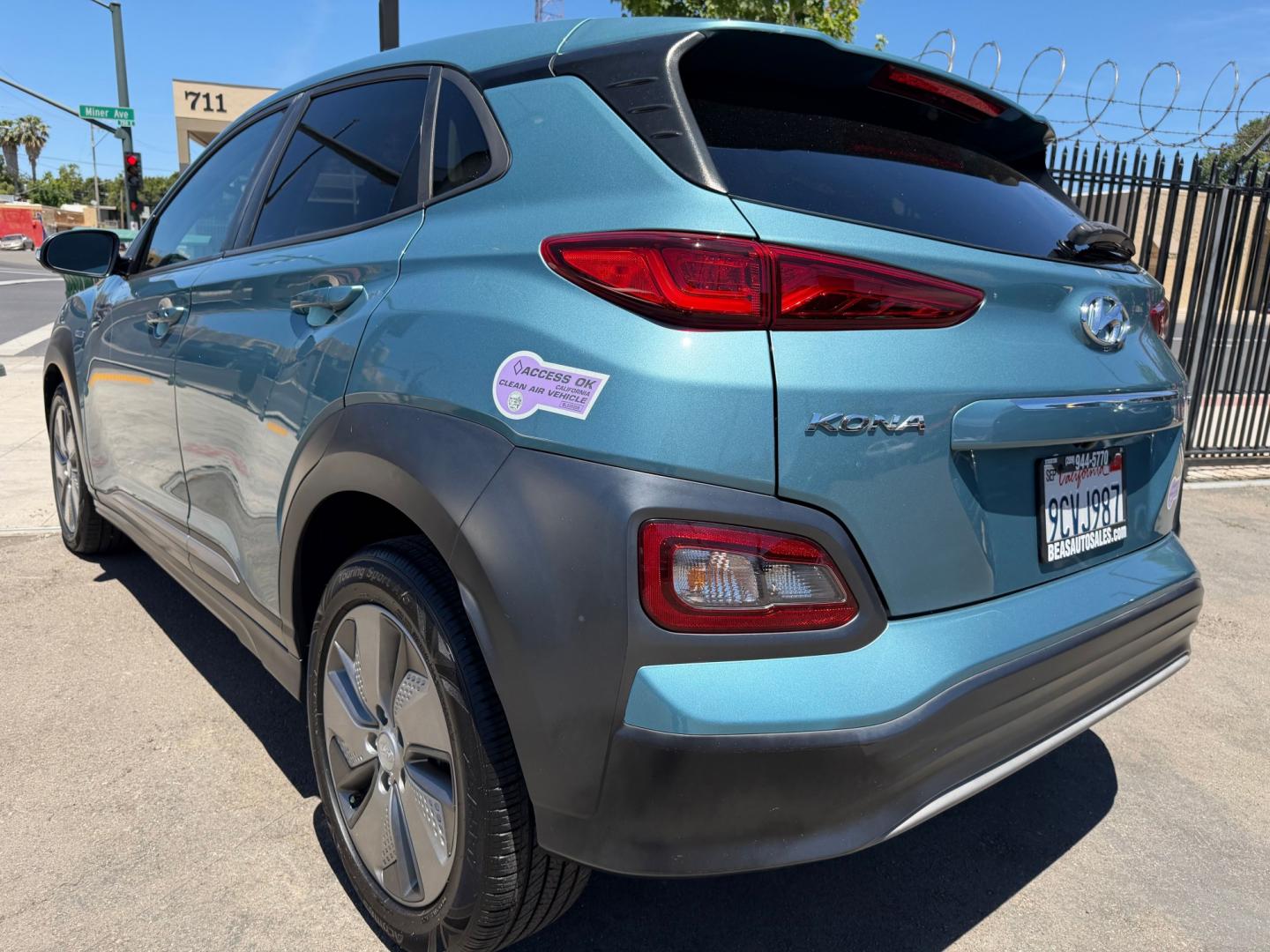 2019 Hyundai Kona Limited (KM8K33AG9KU) with an 1.6L L4 DOHC 16V TURBO engine, 7A transmission, located at 744 E Miner Ave, Stockton, CA, 95202, (209) 944-5770, 37.956863, -121.282082 - Photo#5