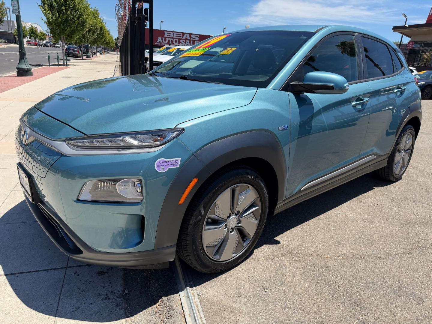 2019 Hyundai Kona Limited (KM8K33AG9KU) with an 1.6L L4 DOHC 16V TURBO engine, 7A transmission, located at 744 E Miner Ave, Stockton, CA, 95202, (209) 944-5770, 37.956863, -121.282082 - Photo#3